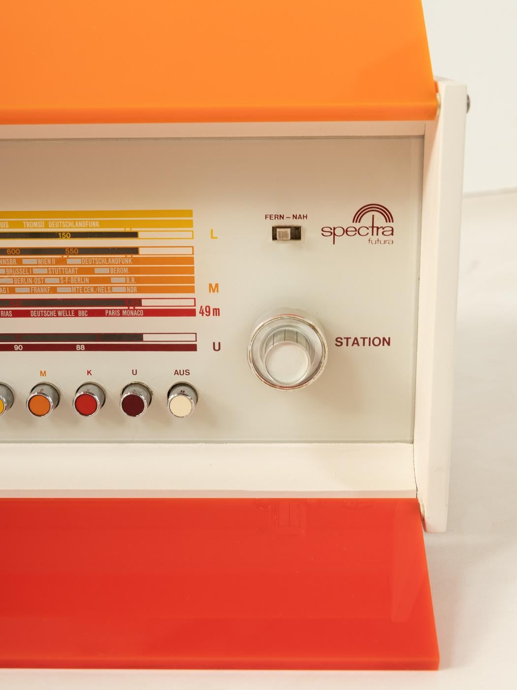 Radio NORDMENDE «SPECTRA FUTURA », Raymond Loewy en vente 6