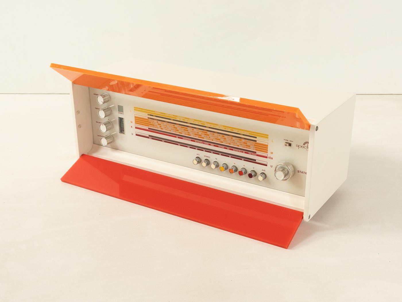Radio NORDMENDE «SPECTRA FUTURA », Raymond Loewy Bon état - En vente à Neuss, NW