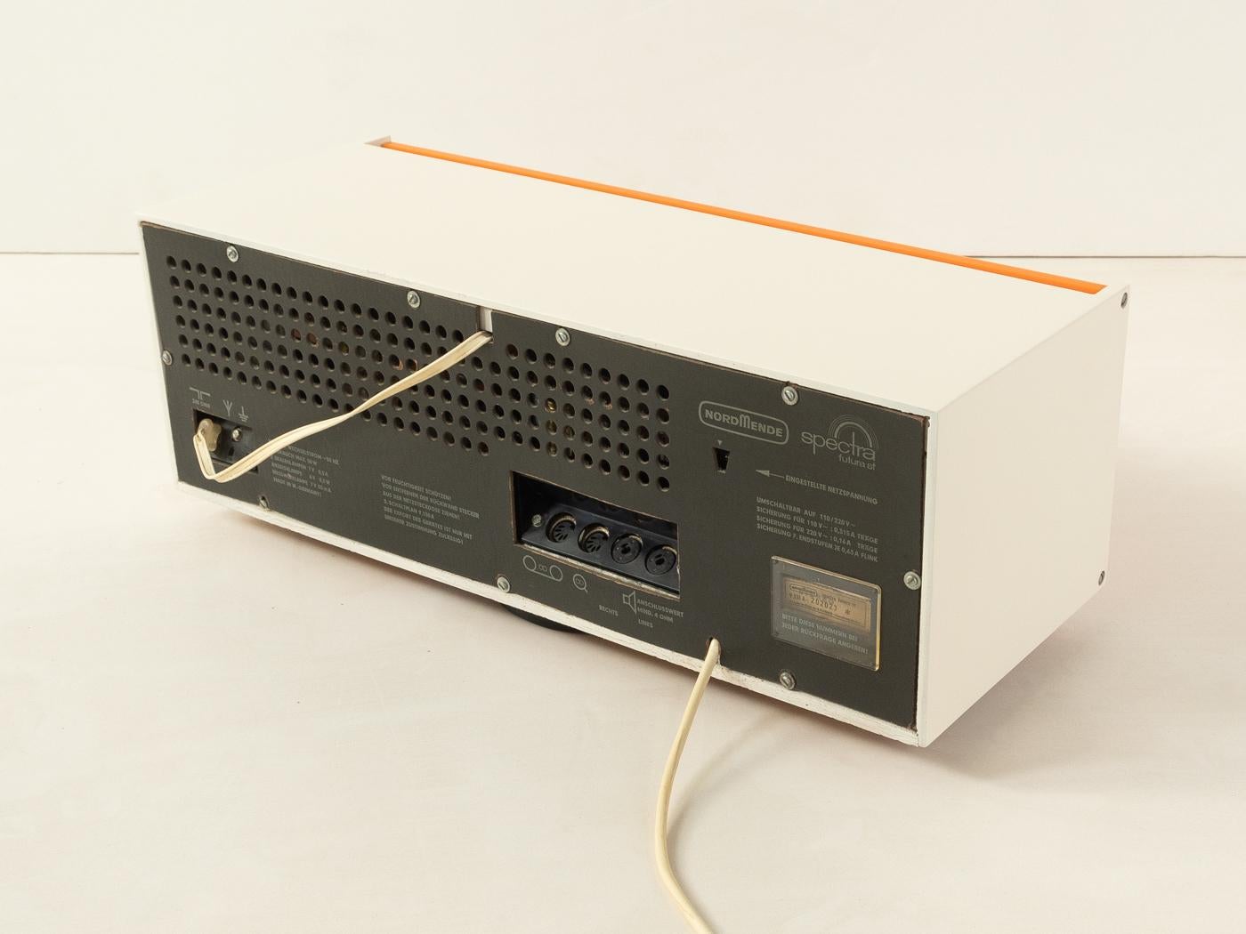 Fin du 20e siècle Radio NORDMENDE «SPECTRA FUTURA », Raymond Loewy en vente