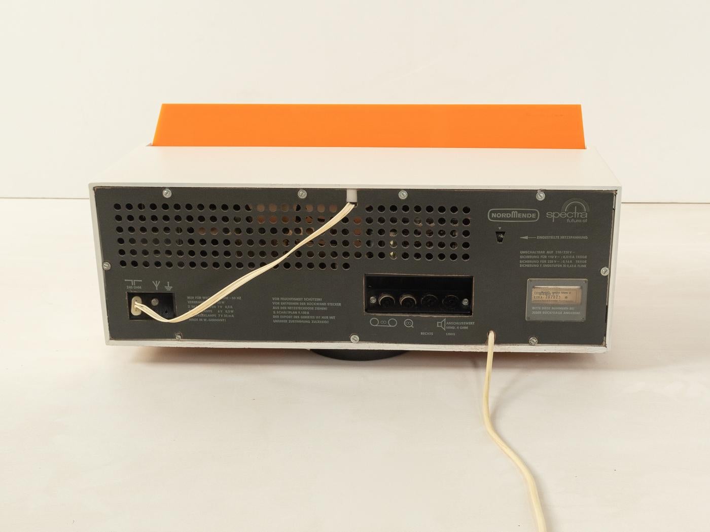Plâtre Radio NORDMENDE «SPECTRA FUTURA », Raymond Loewy en vente