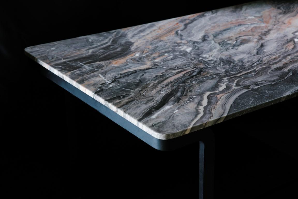 Poli Table de salle à manger NORDST JERRY, marbre italien Green Lightning, design moderne danois en vente