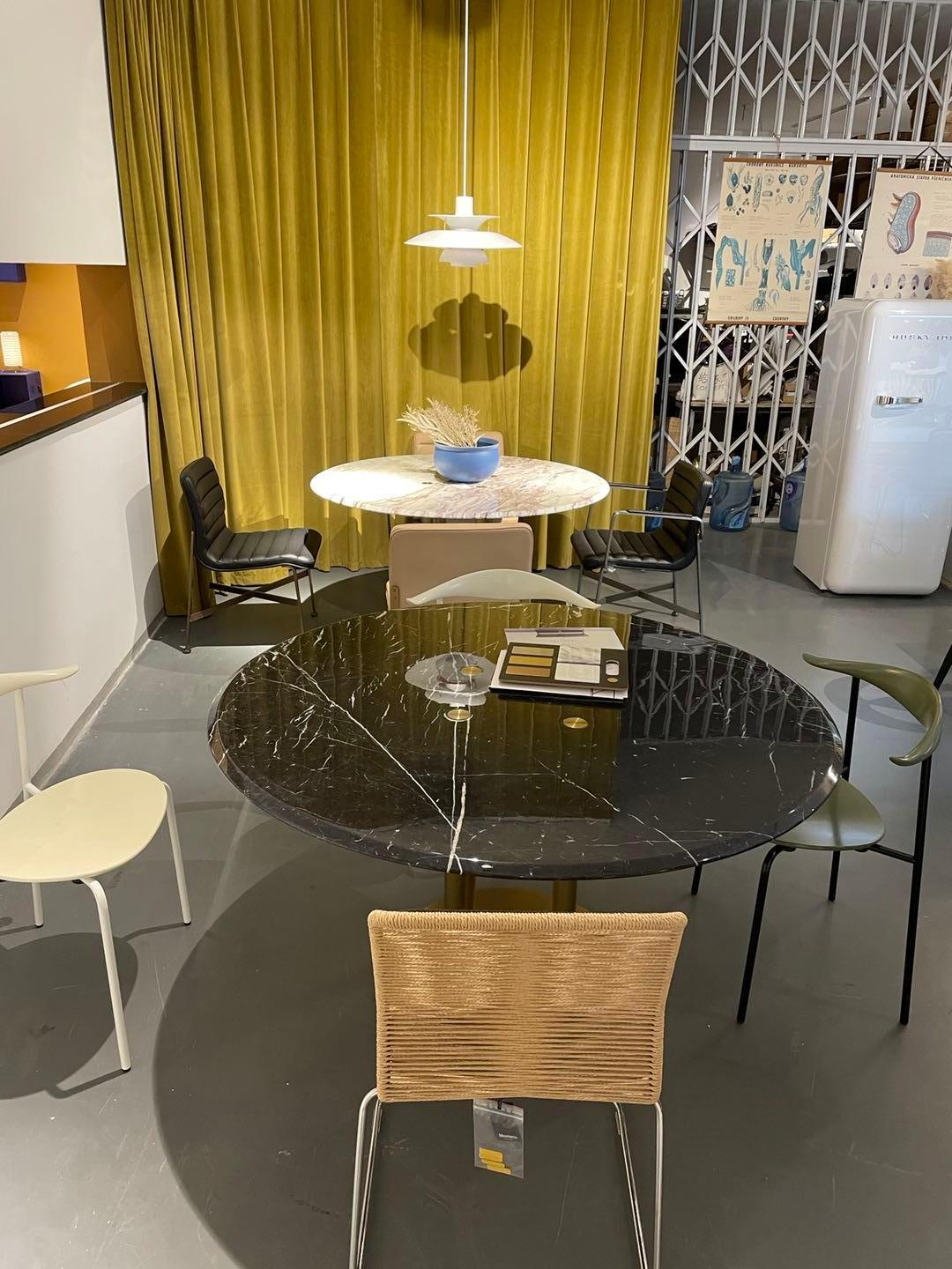 Table de salle à manger NORDST Lot, italienne en marbre vert Lightning, design moderne danois en vente 4