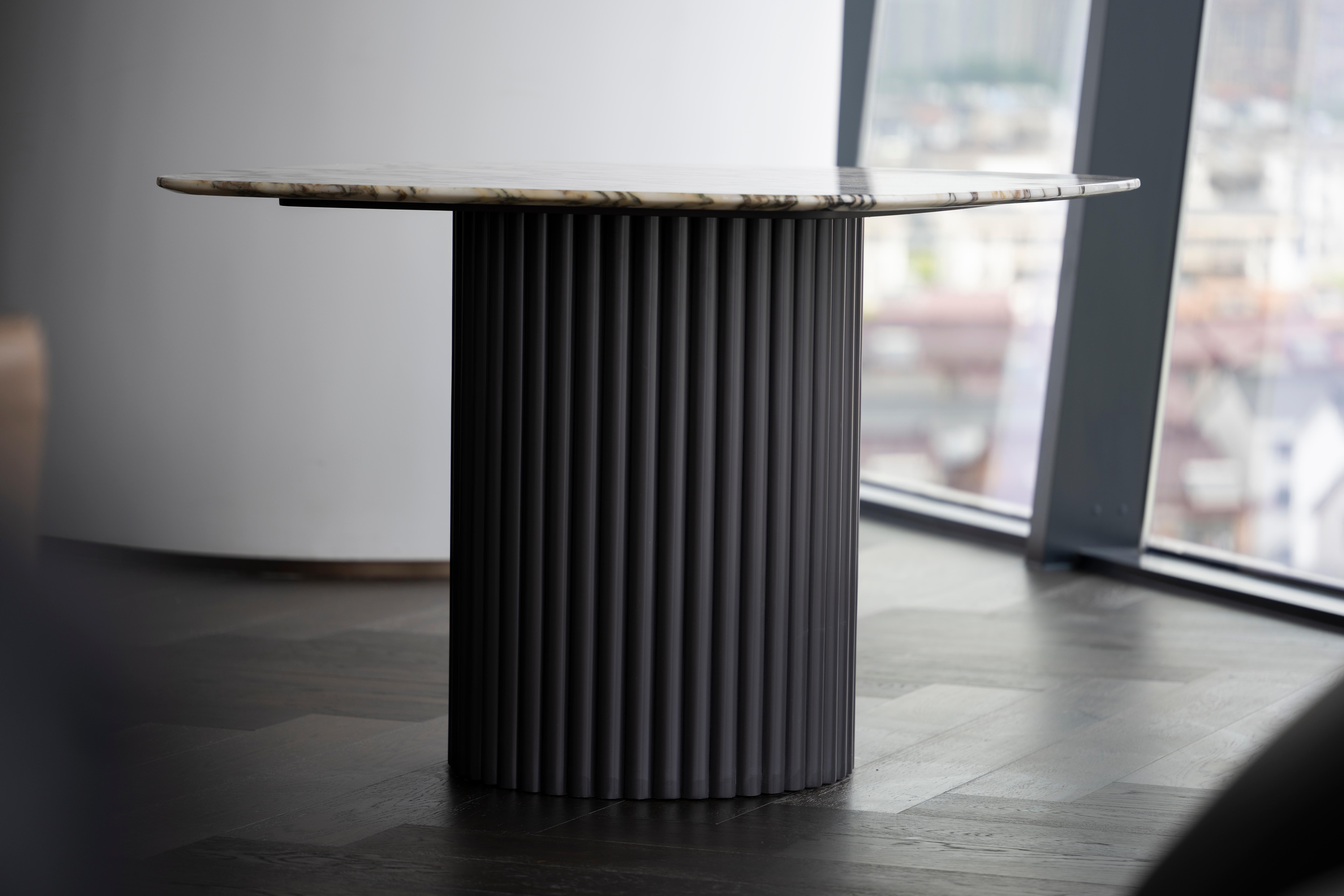 Table de salle à manger carrée Mette, marbre italien Calacatta, design moderne danois