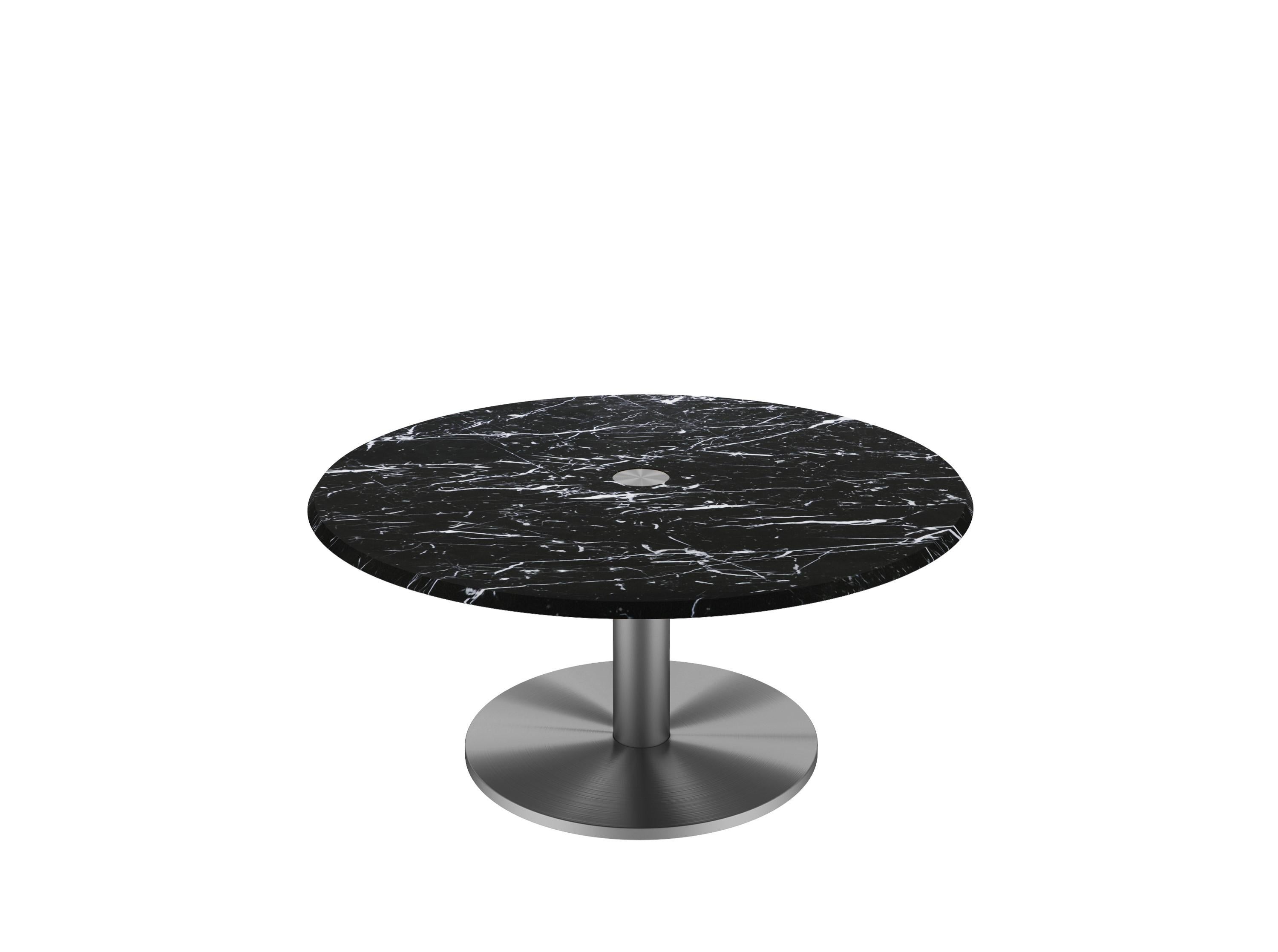 𝗣𝗿𝗼𝗱𝘂𝗰𝘁 𝗗𝗲𝘁𝗮𝗶𝗹𝘀:
Beautiful round coffee table with a single cylindric column frame going through the marble tabletop to expose the nicely done metal work on the surface; furthermore, the bottom can have a matching marble piece to