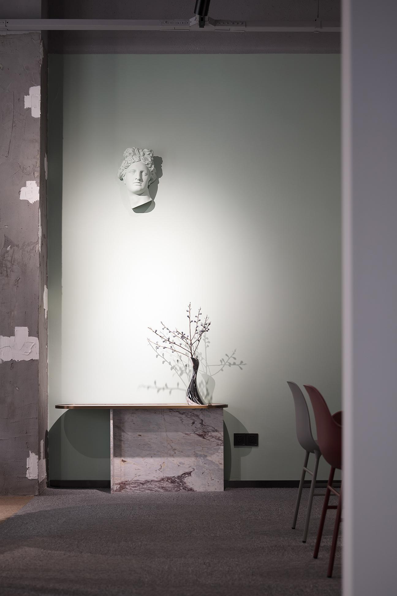 NORDST T-Large Side Table, Italian White Mountain Marble, Danish Modern Design For Sale 1