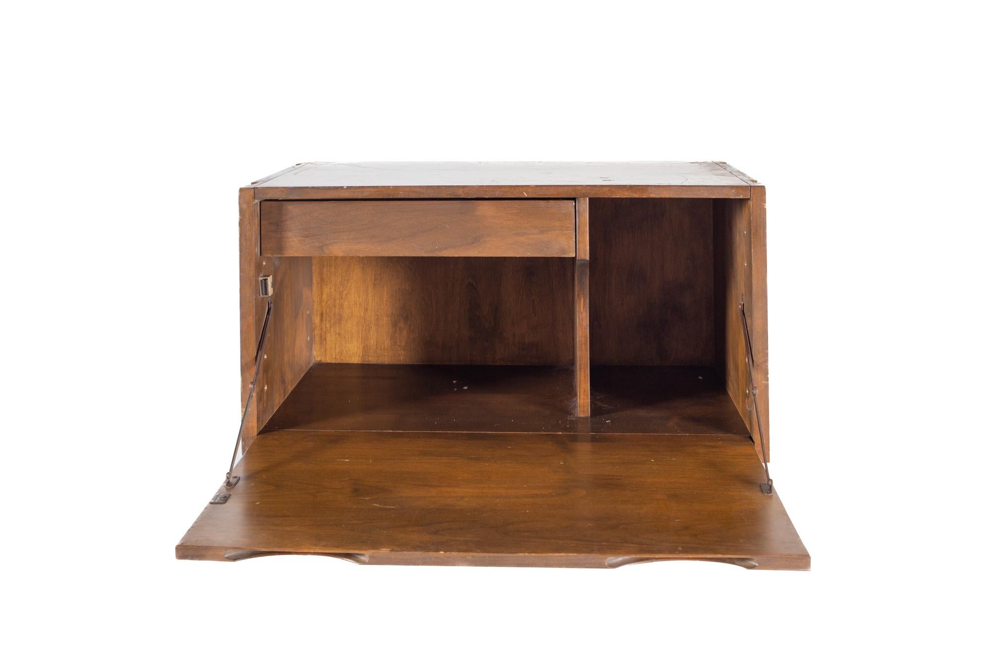 Norel Olson for Kopenhavn Mid Century Bar Desk Cabinet In Good Condition For Sale In Countryside, IL