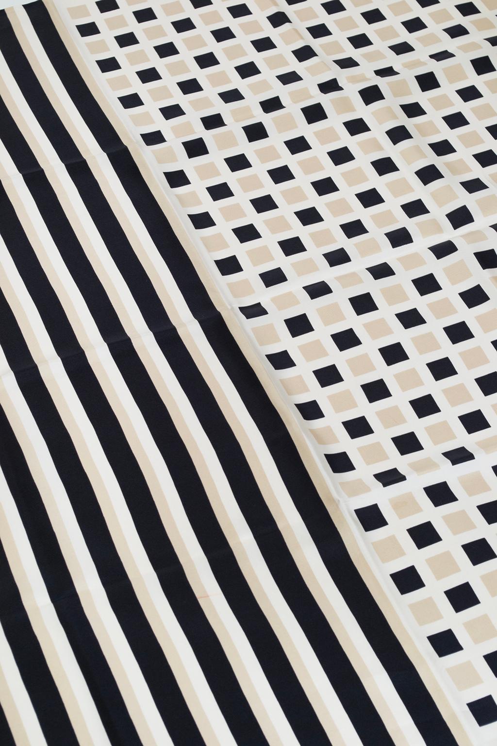 Norells Oversize Graphic Black Ivory Taupe Stripe Silk Scarf - 72 x 36, 1960s en vente 2