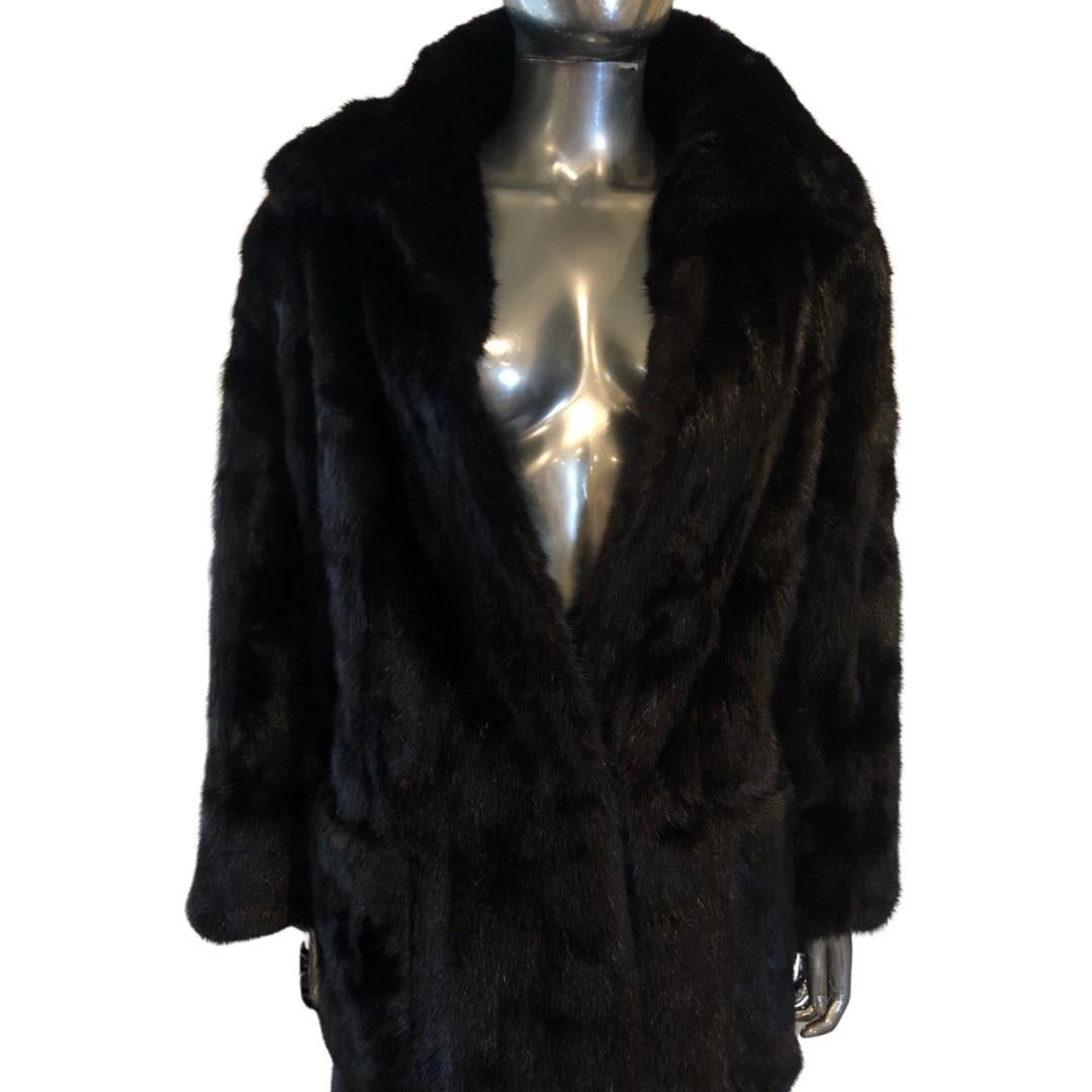 Women's or Men's Norell Designer Vintage Blackglama Mink Coat Size Large (10-12) For Sale