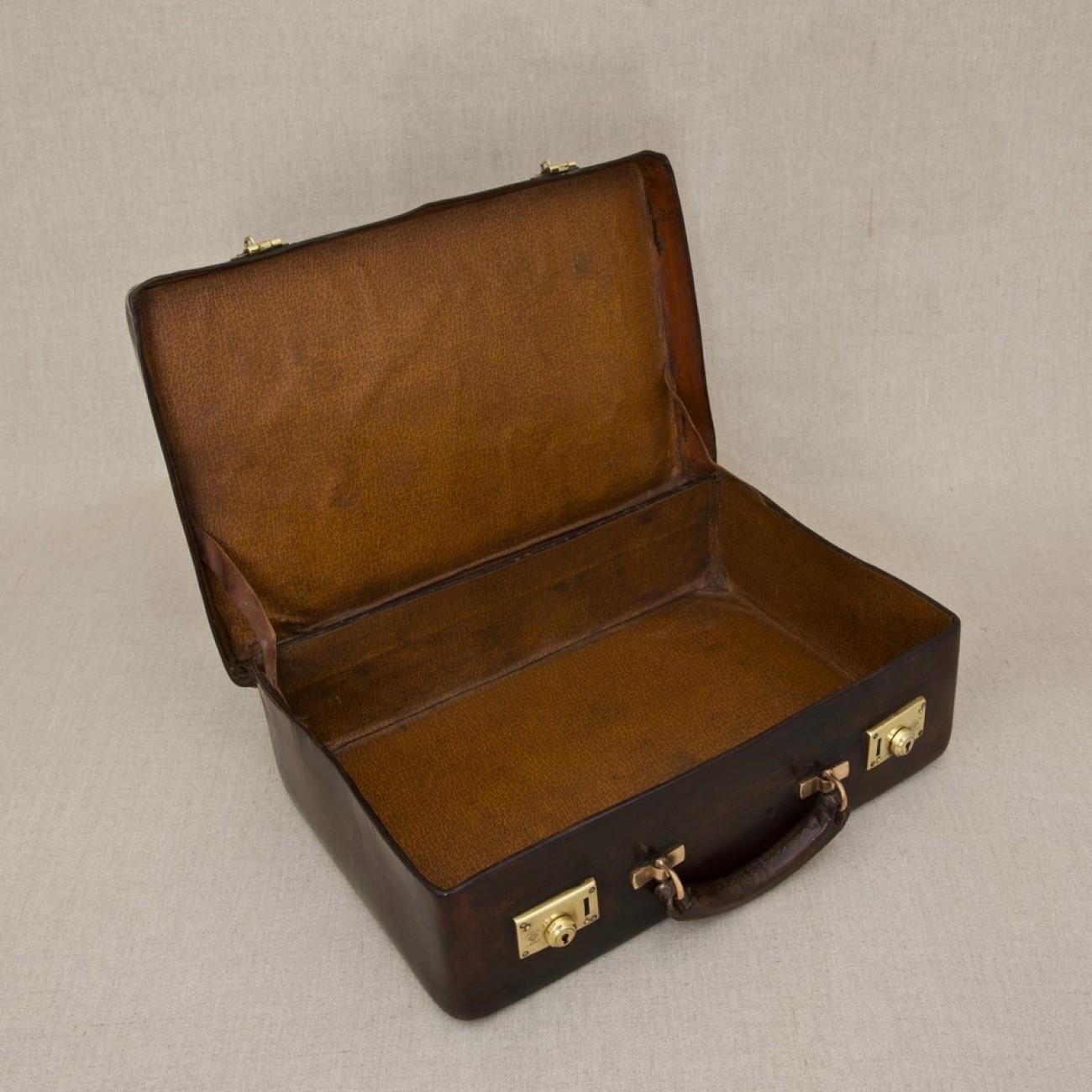 Norfolk Hide Attaché Case, circa 1920 2