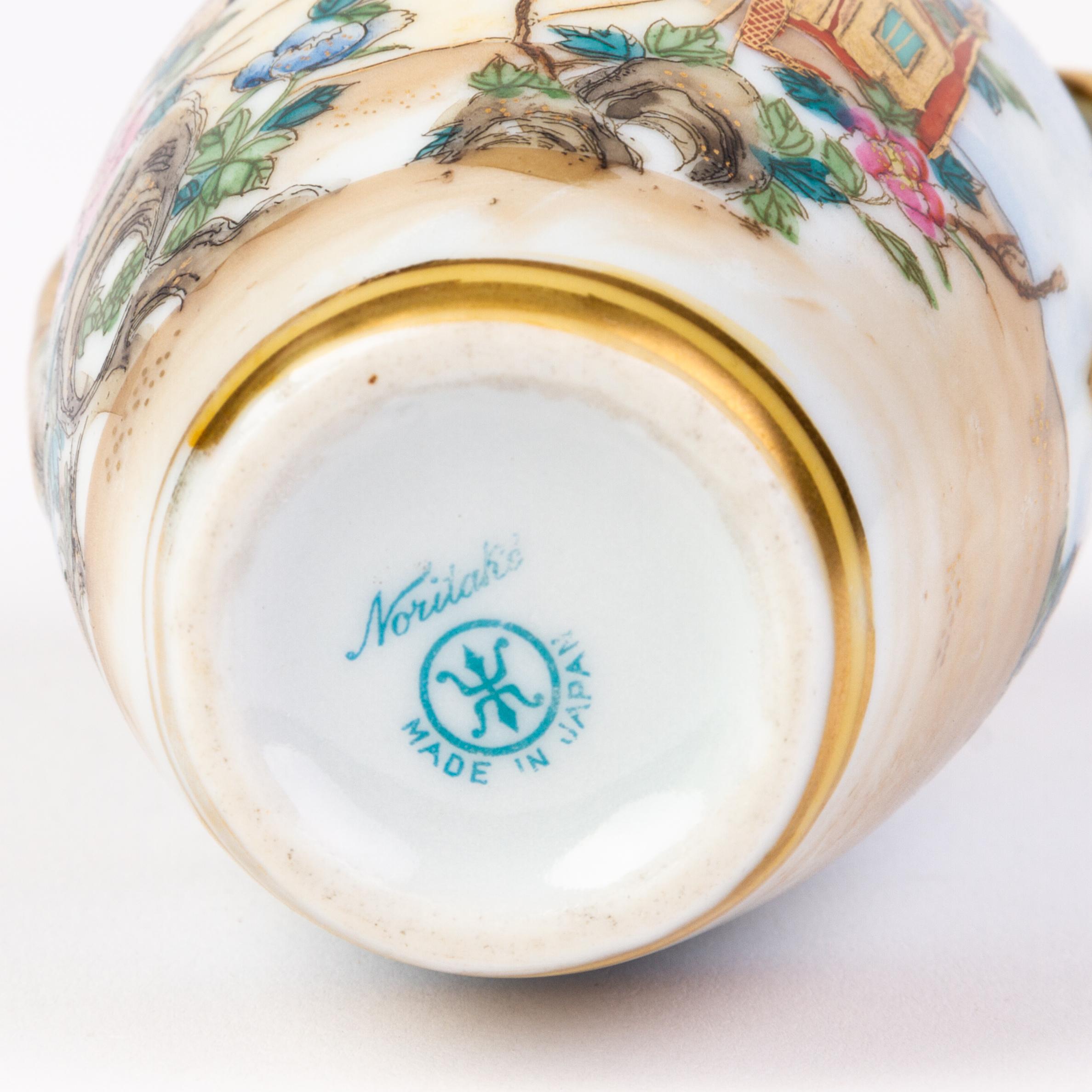 Noritake Art Deco Japanese Porcelain Vase  In Good Condition For Sale In Nottingham, GB