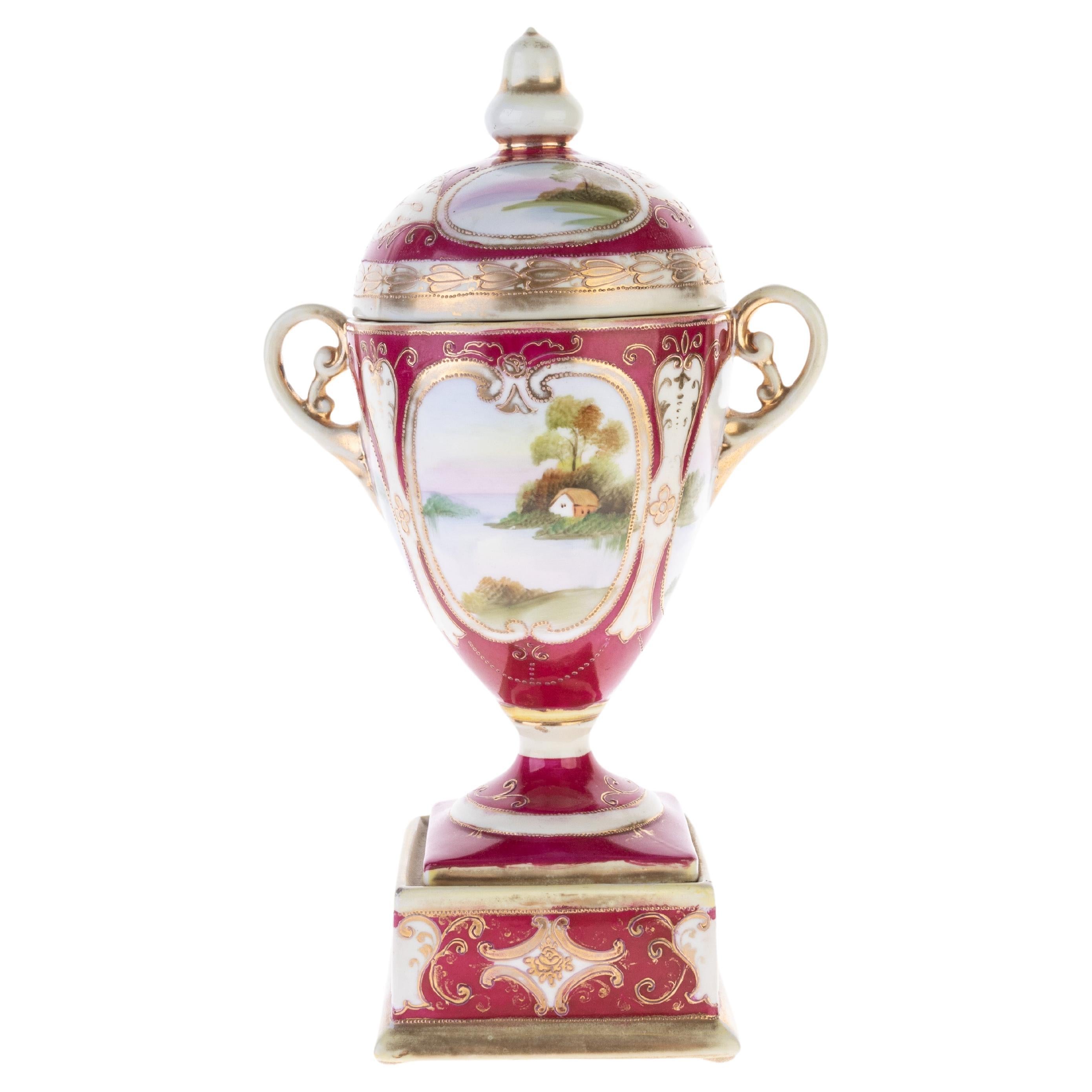 Noritake, vaso giapponese in porcellana con coperchio e smalto dipinto a mano in vendita