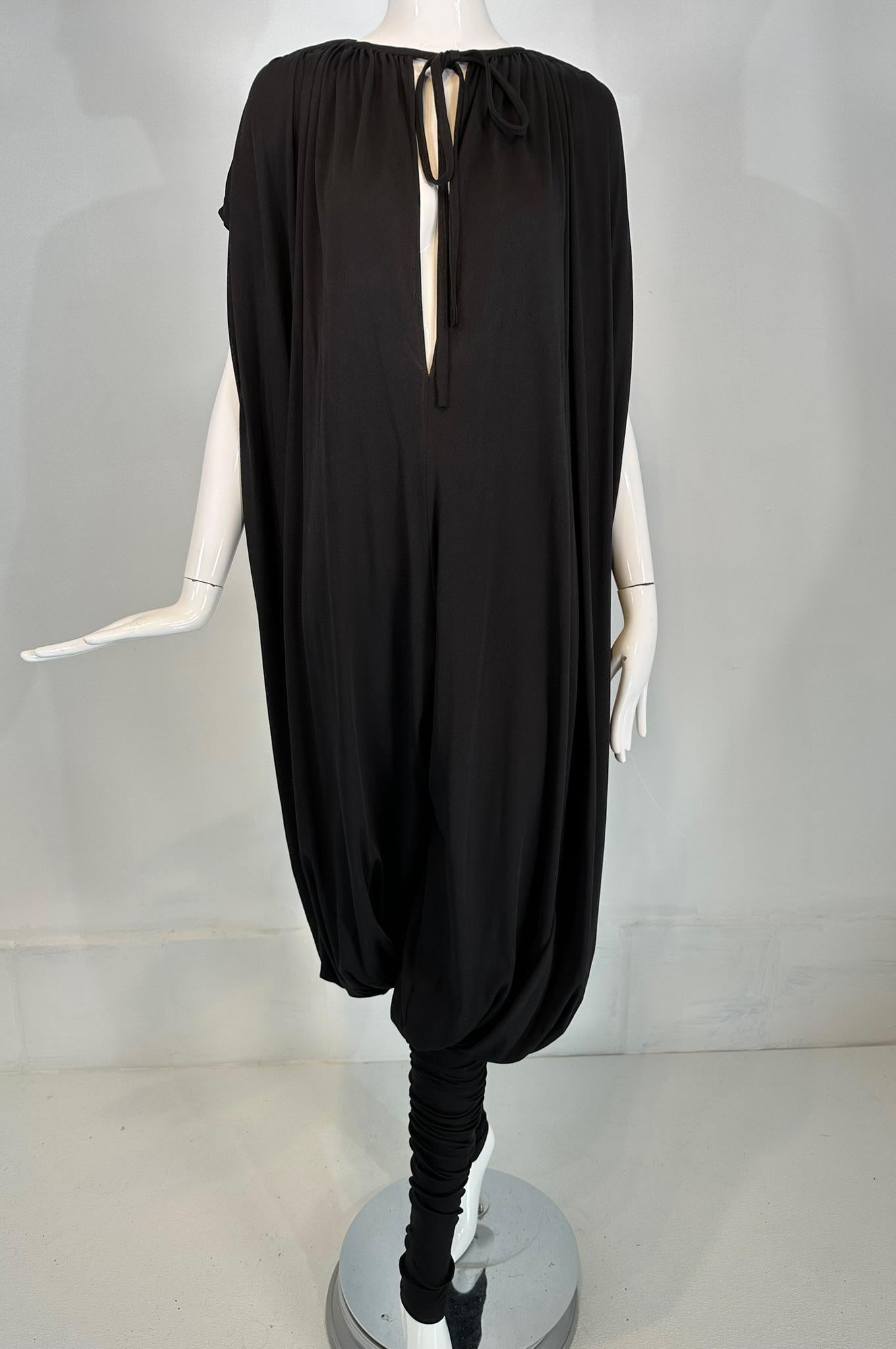 Norma Kamali 1980s Balloon/Leggins Plunge Neck Black Jersey Jumpsuit OSFM For Sale 7