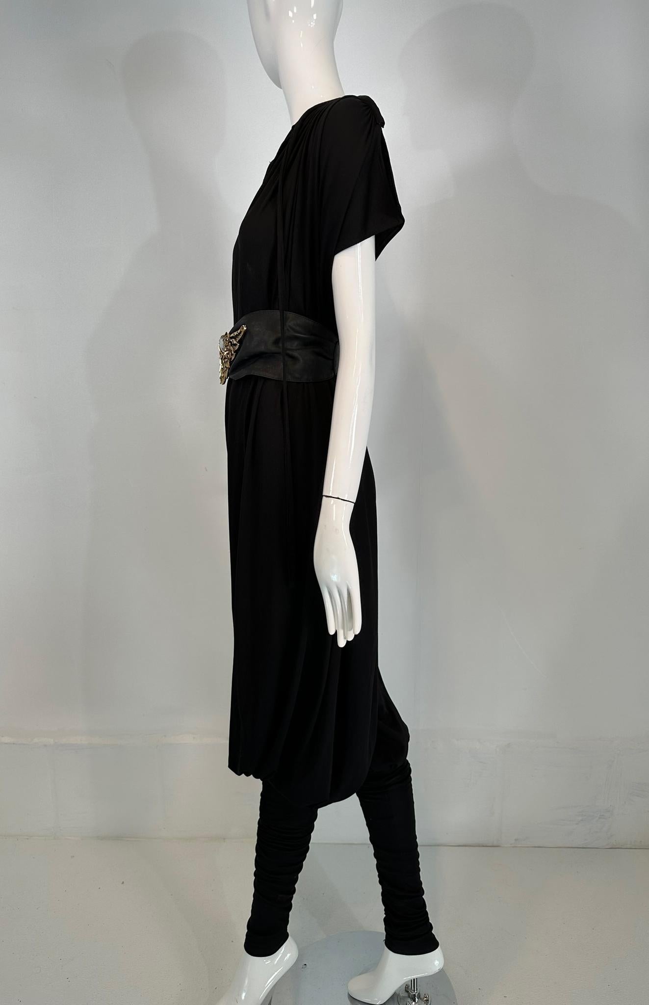 Norma Kamali 1980s Balloon/Leggins Plunge Neck Black Jersey Jumpsuit OSFM In Good Condition For Sale In West Palm Beach, FL