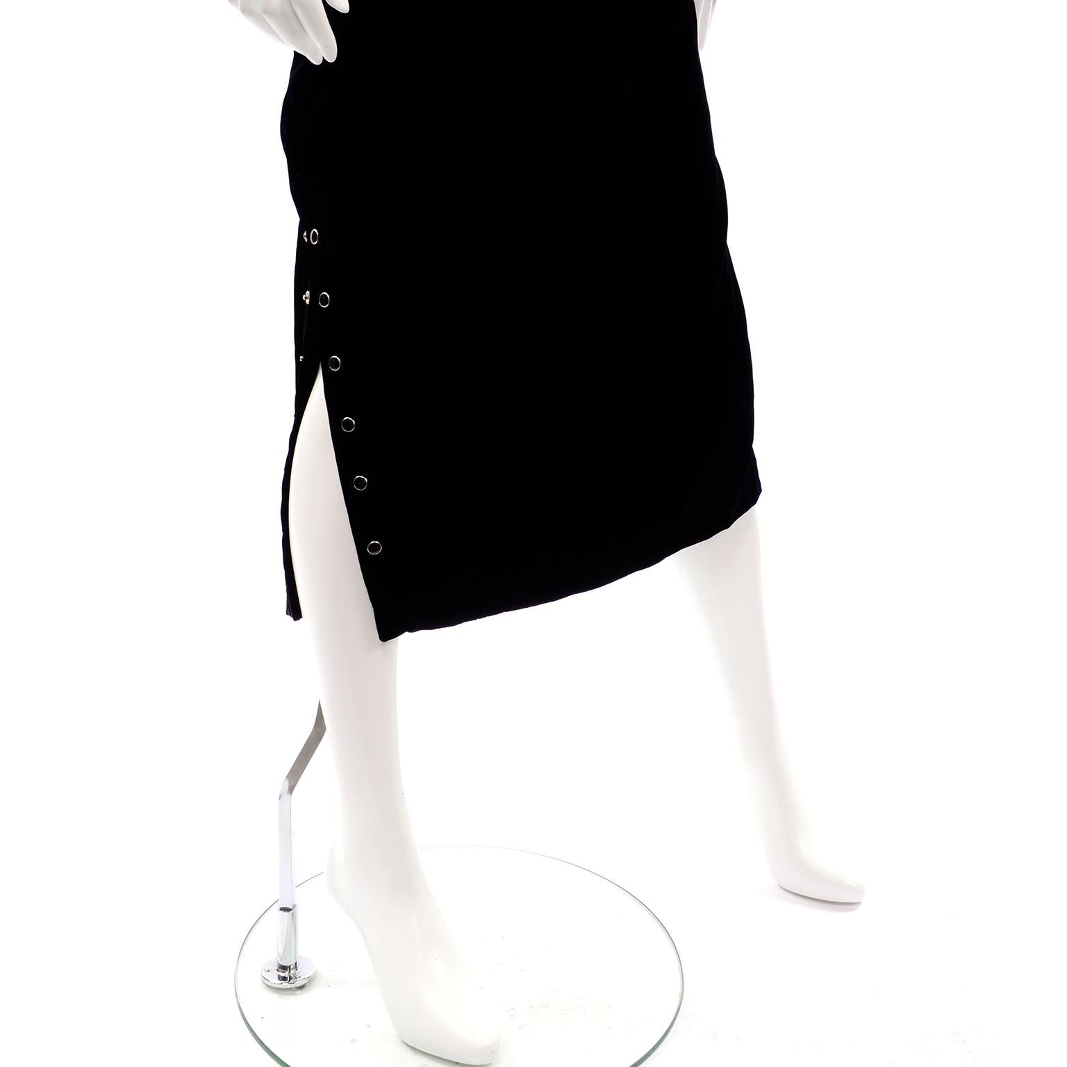 Norma Kamali 1980s Black Velvet Vintage Oversized  Dress With Snaps on Side For Sale 1