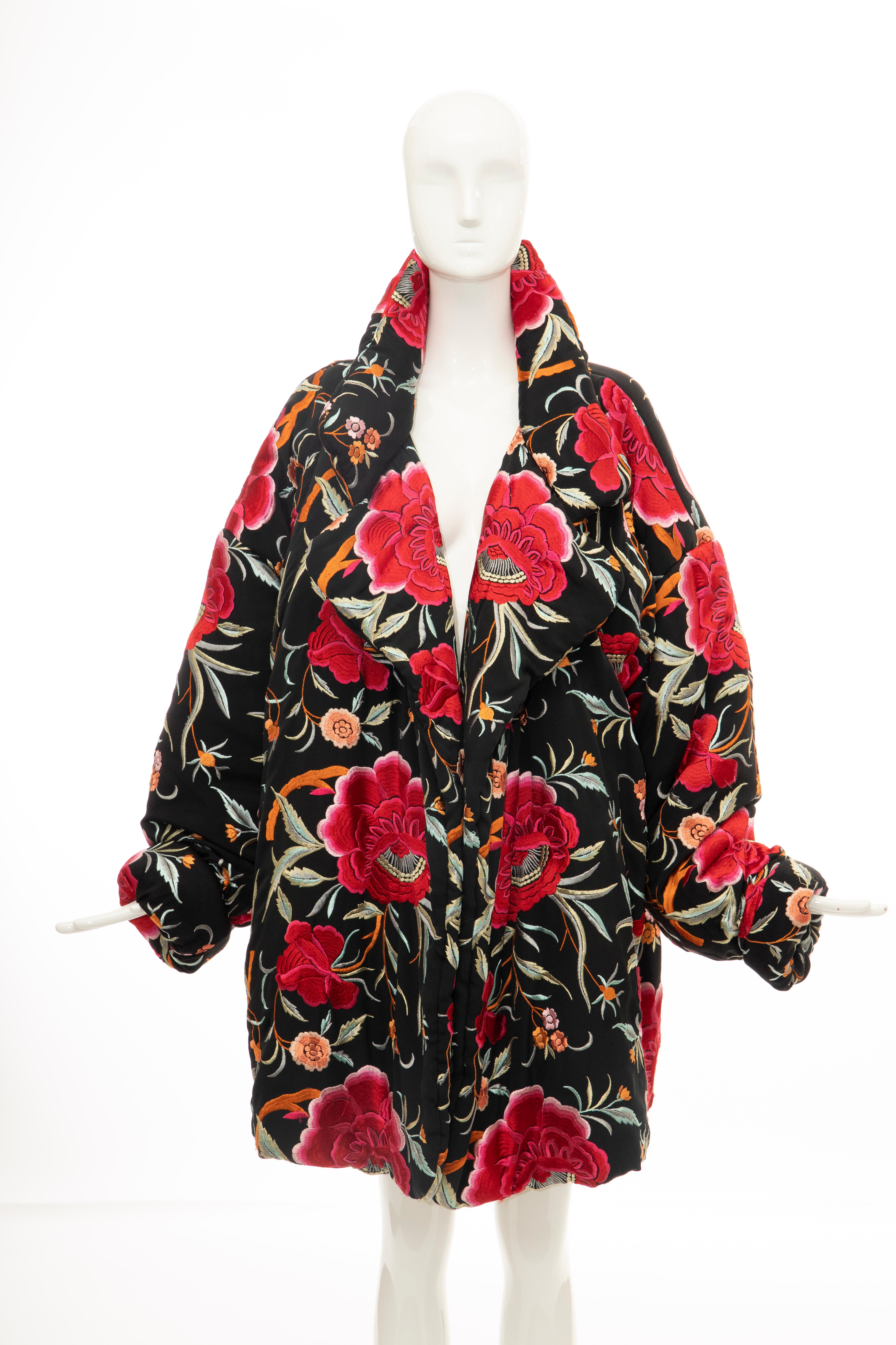 Norma Kamali Black Floral Embroidered Cocoon Coat, Circa: 1980's In Excellent Condition In Cincinnati, OH