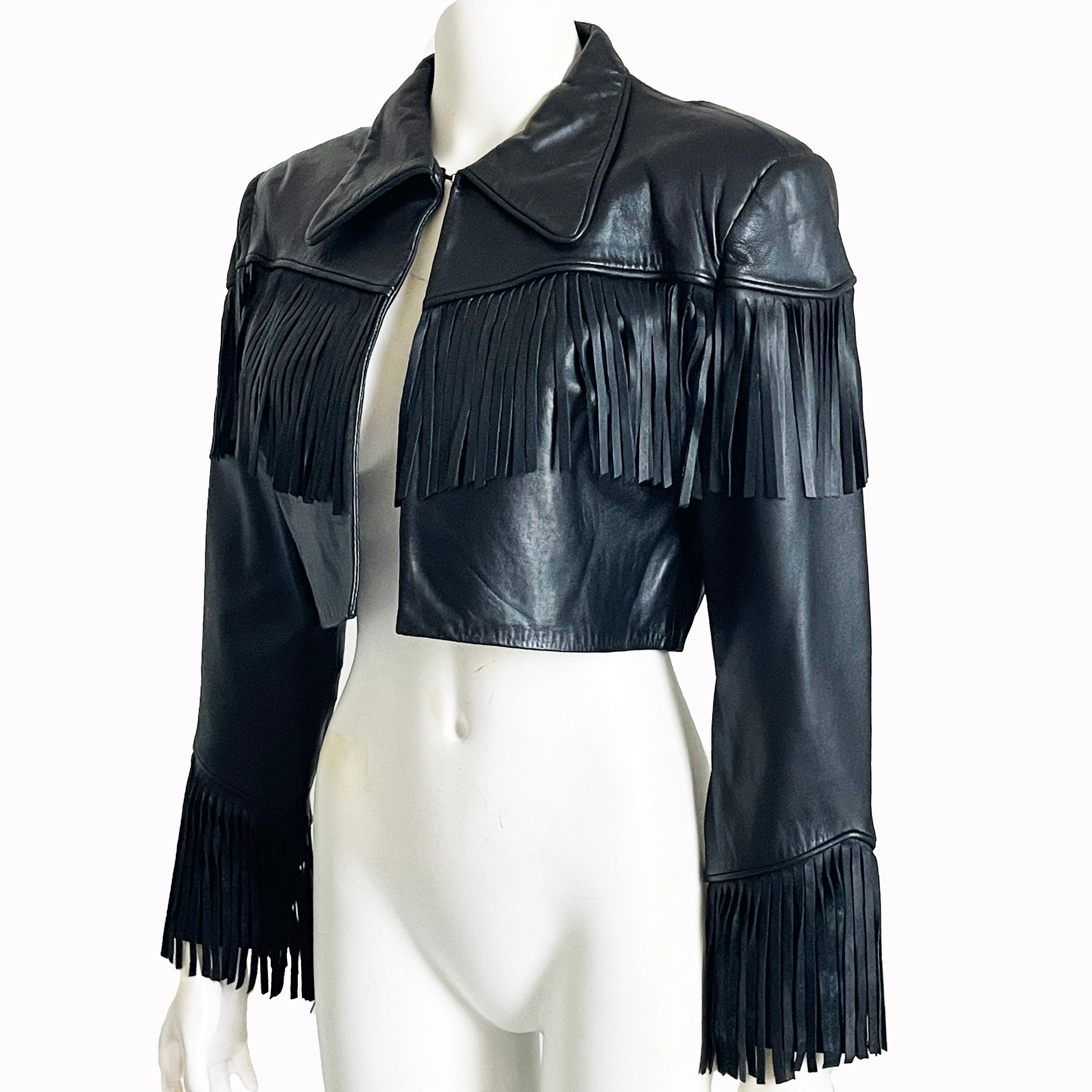Norma Kamali - Veste en cuir noire à franges courtes vintage des années 1990 - Rare rocker Chic en vente 1
