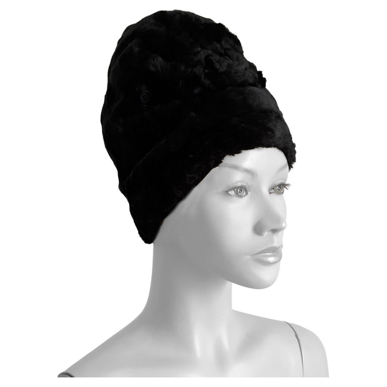 Norma Kamali OMO Black Faux Shearling Fur Sculptural Hat 