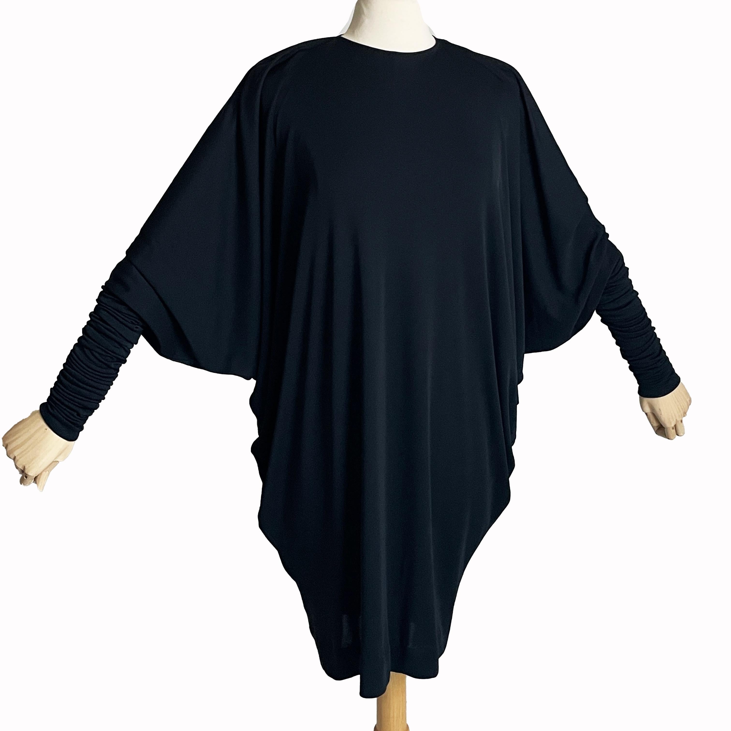 Norma Kamali OMO Dress Black Dolman Scrunchy Batwing Sleeve Vintage 80s Size M  For Sale 2