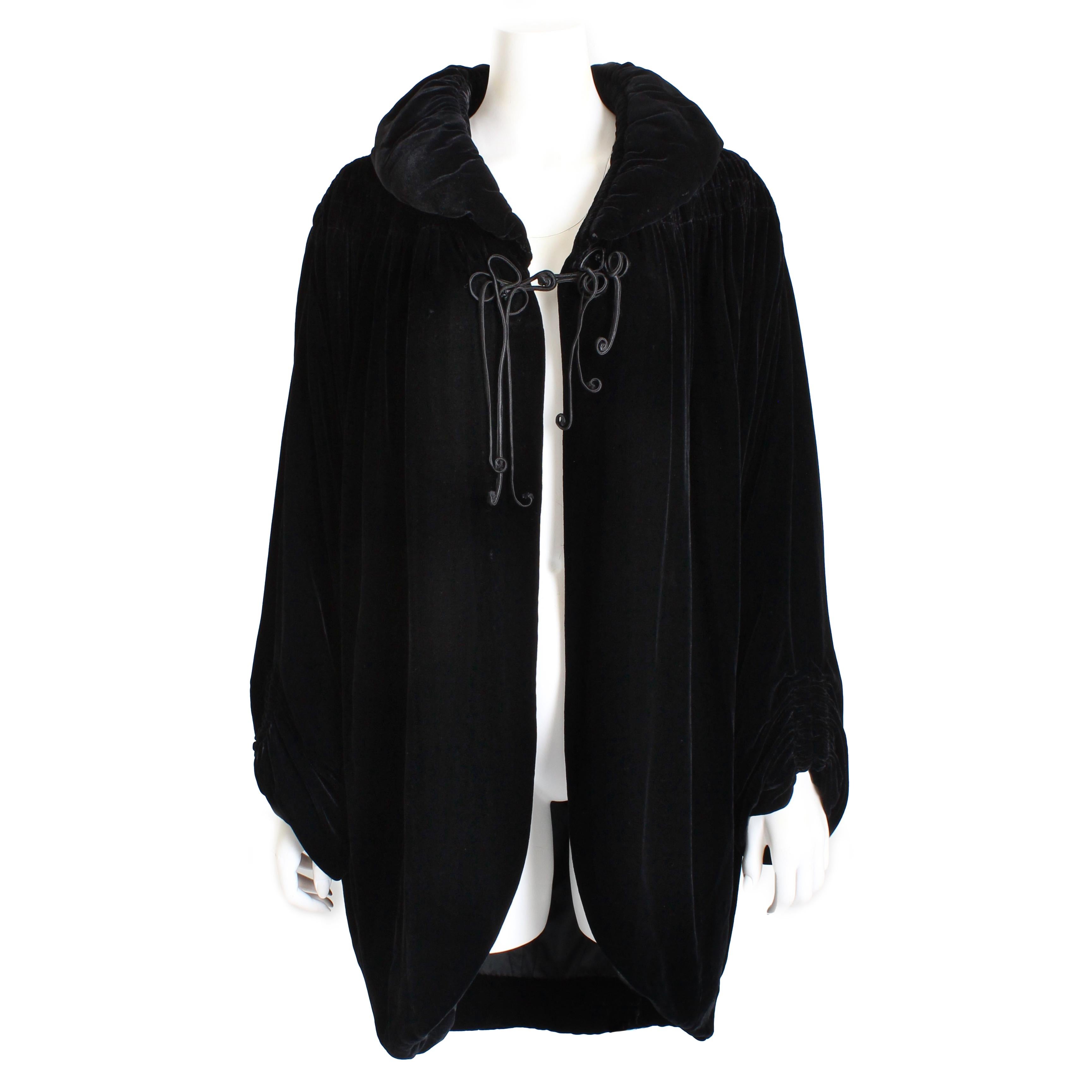 Norma Kamali OMO Jacket Black Silk Velvet Cocoon Batwing Sleeves Shirring 90s  For Sale 3