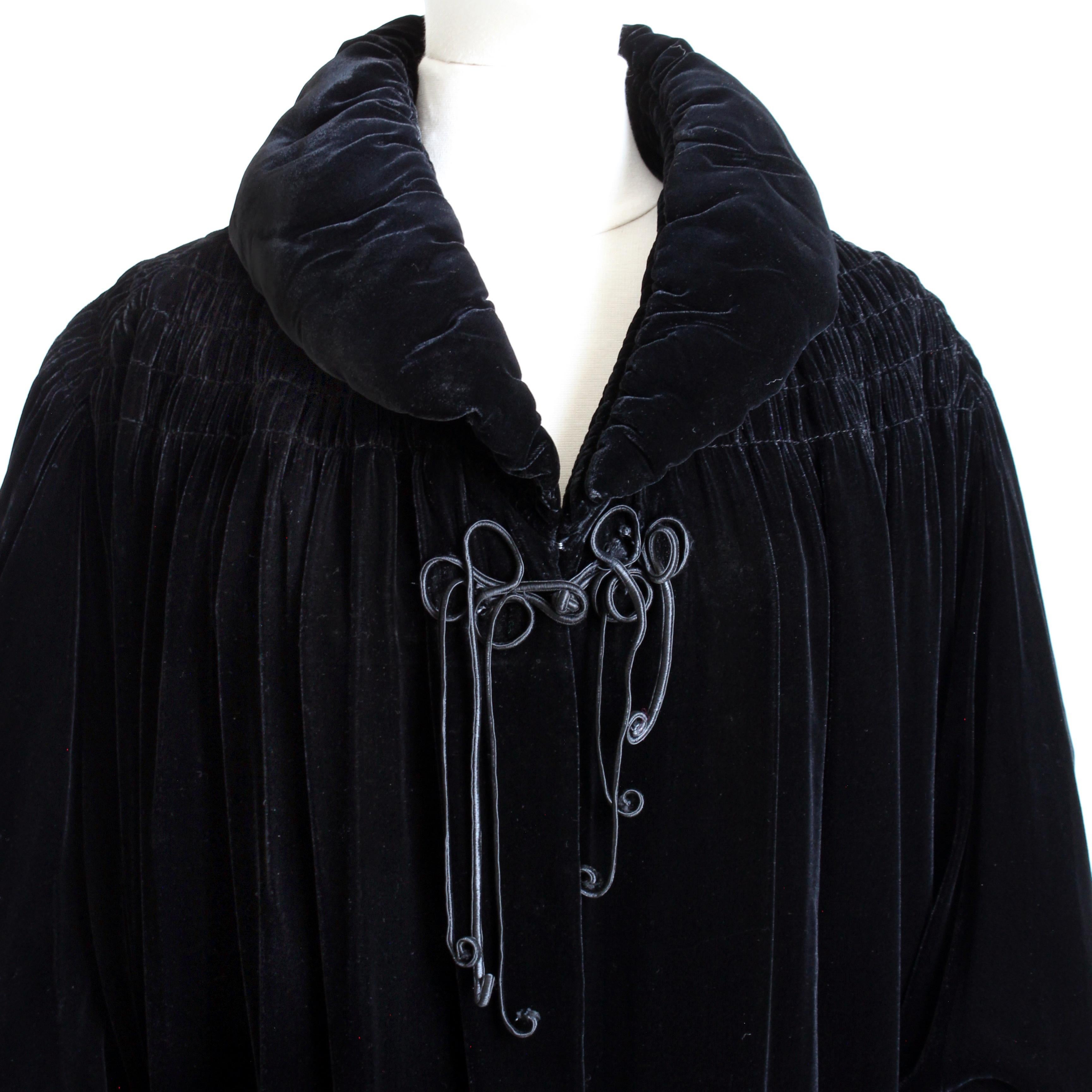 Norma Kamali OMO Jacket Black Silk Velvet Cocoon Batwing Sleeves Shirring 90s  For Sale 4