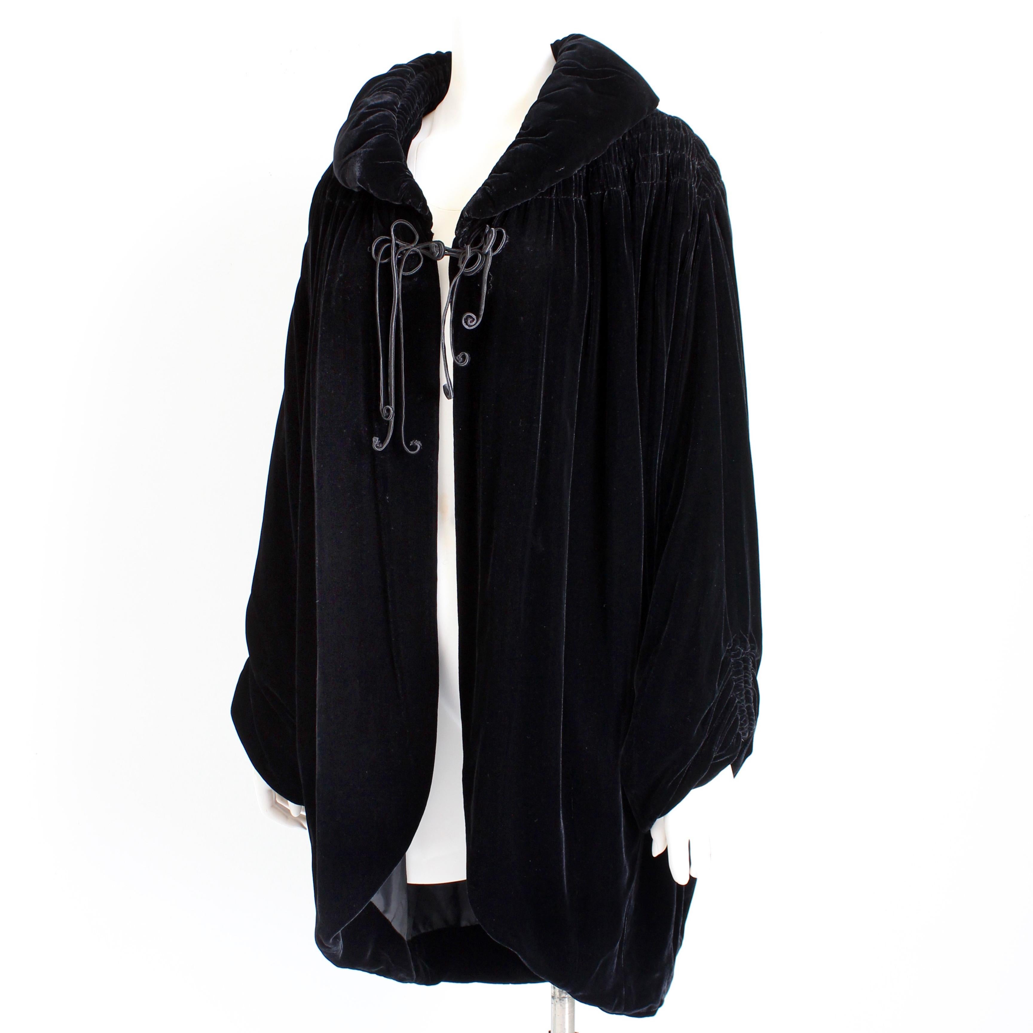 Norma Kamali OMO Jacket Black Silk Velvet Cocoon Batwing Sleeves Shirring 90s  For Sale 5