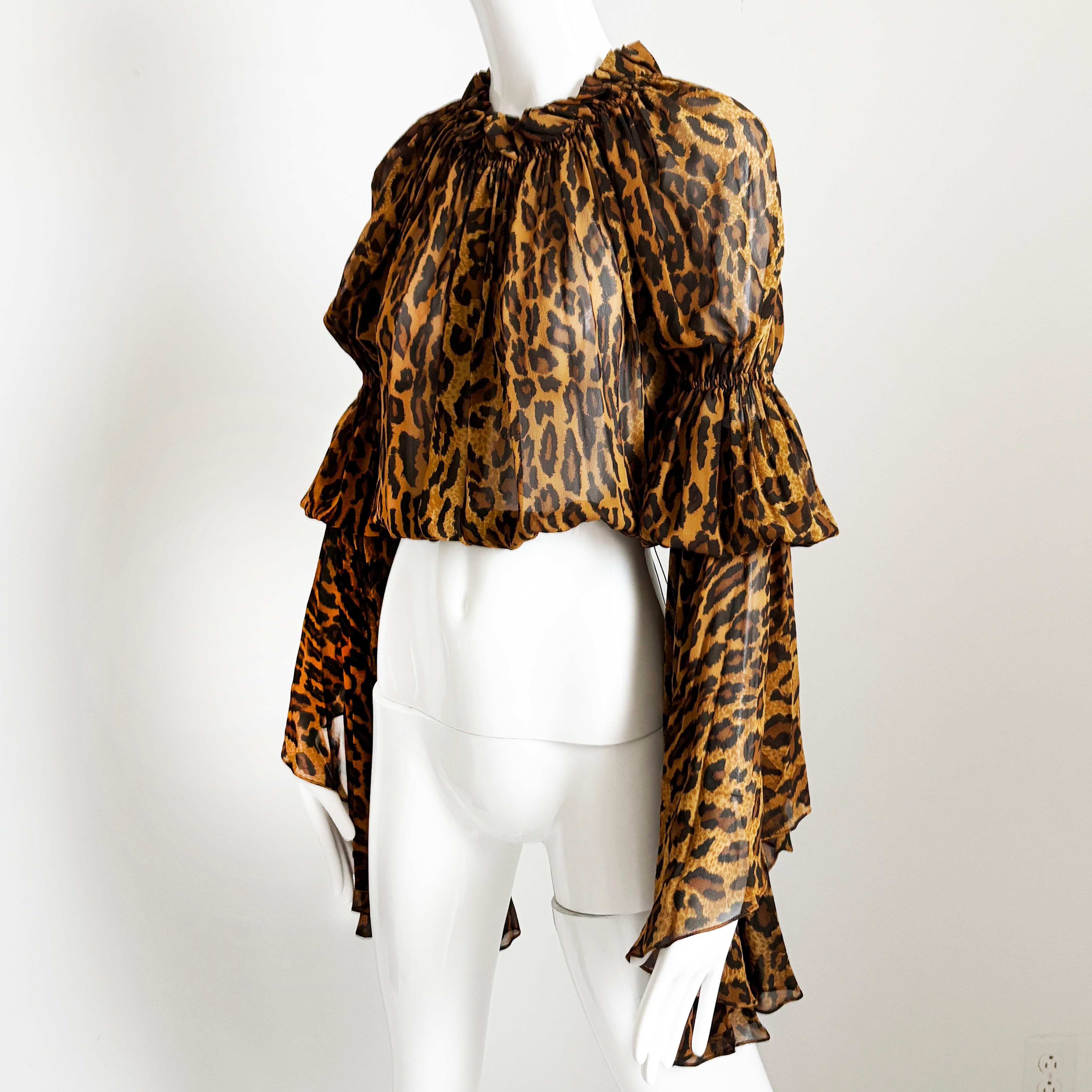 Norma Kamali OMO Leopard Print Blouse Crop Top Oversized Flounce Sleeves 90s HTF en vente 6
