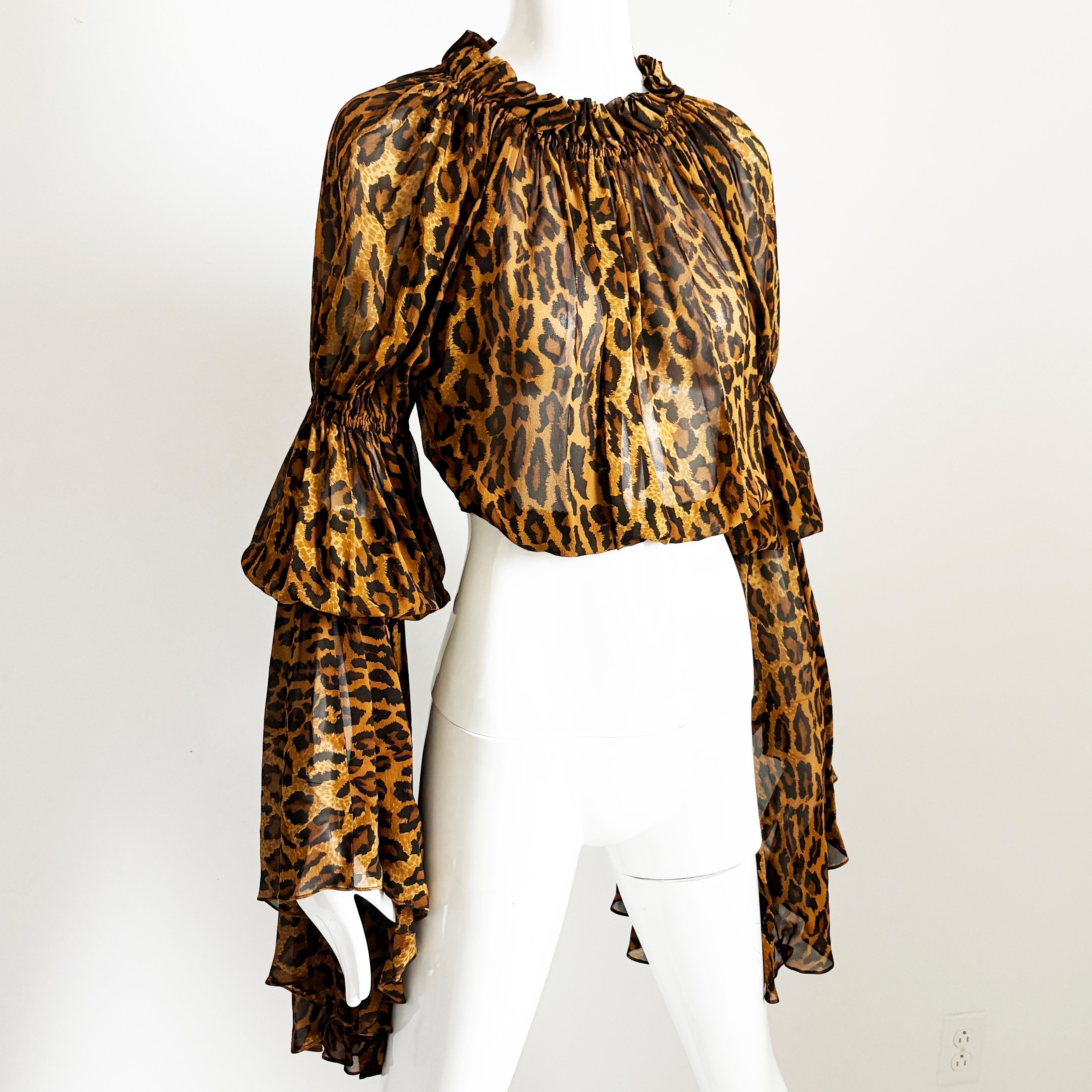Norma Kamali OMO Leopard Print Blouse Crop Top Oversized Flounce Sleeves 90s HTF Bon état - En vente à Port Saint Lucie, FL