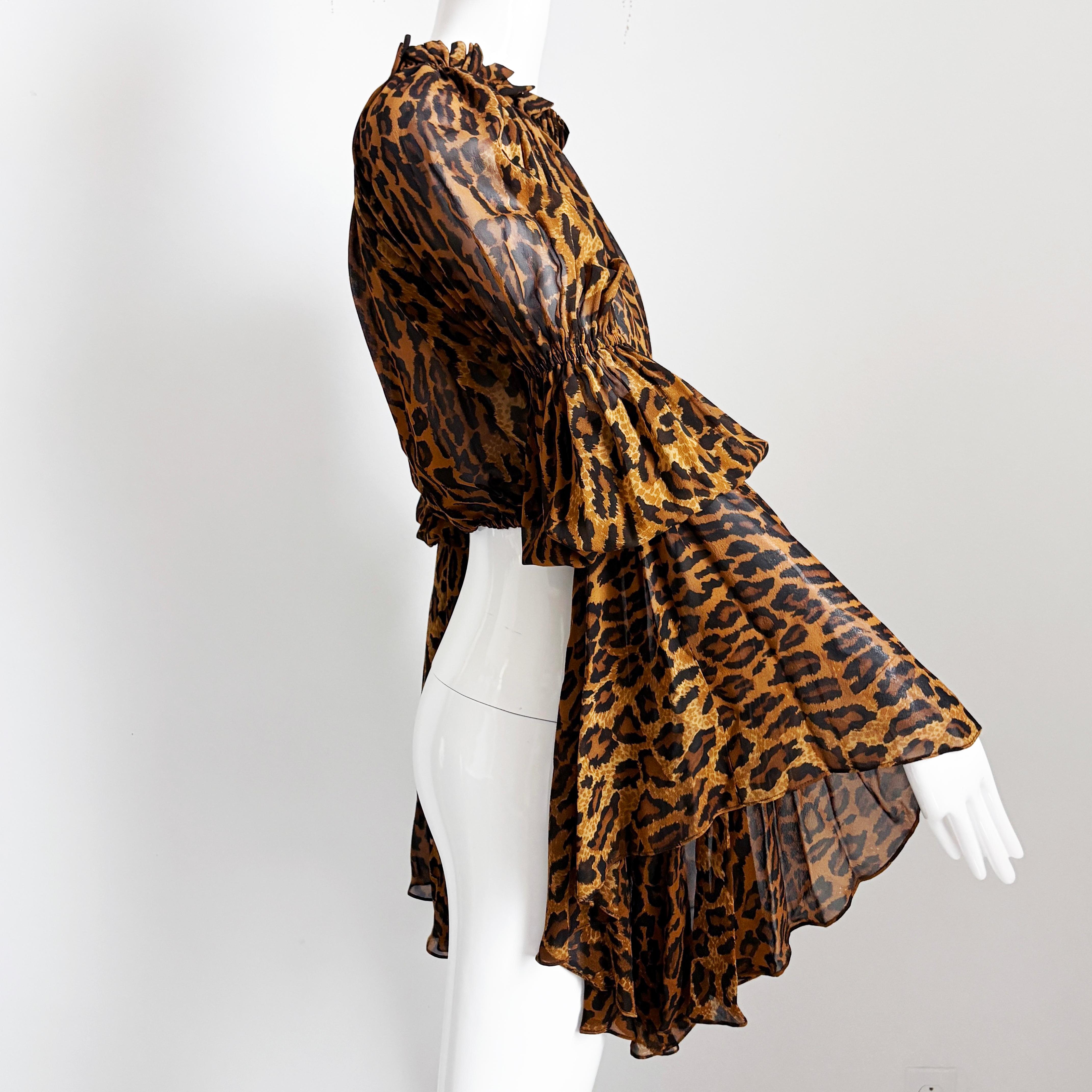 Norma Kamali OMO Leopard Print Blouse Crop Top Oversized Flounce Sleeves 90s HTF en vente 4