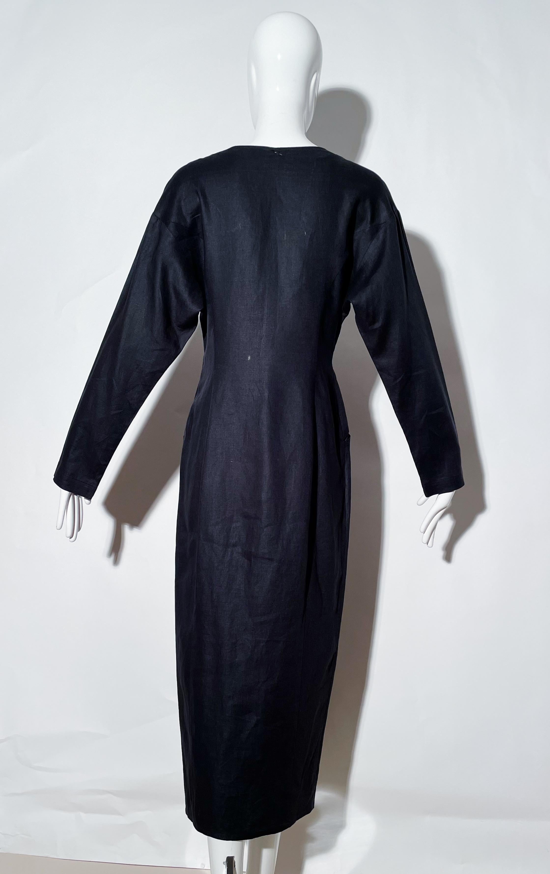 Norma Kamali OMO Linen Dress In Excellent Condition For Sale In Los Angeles, CA