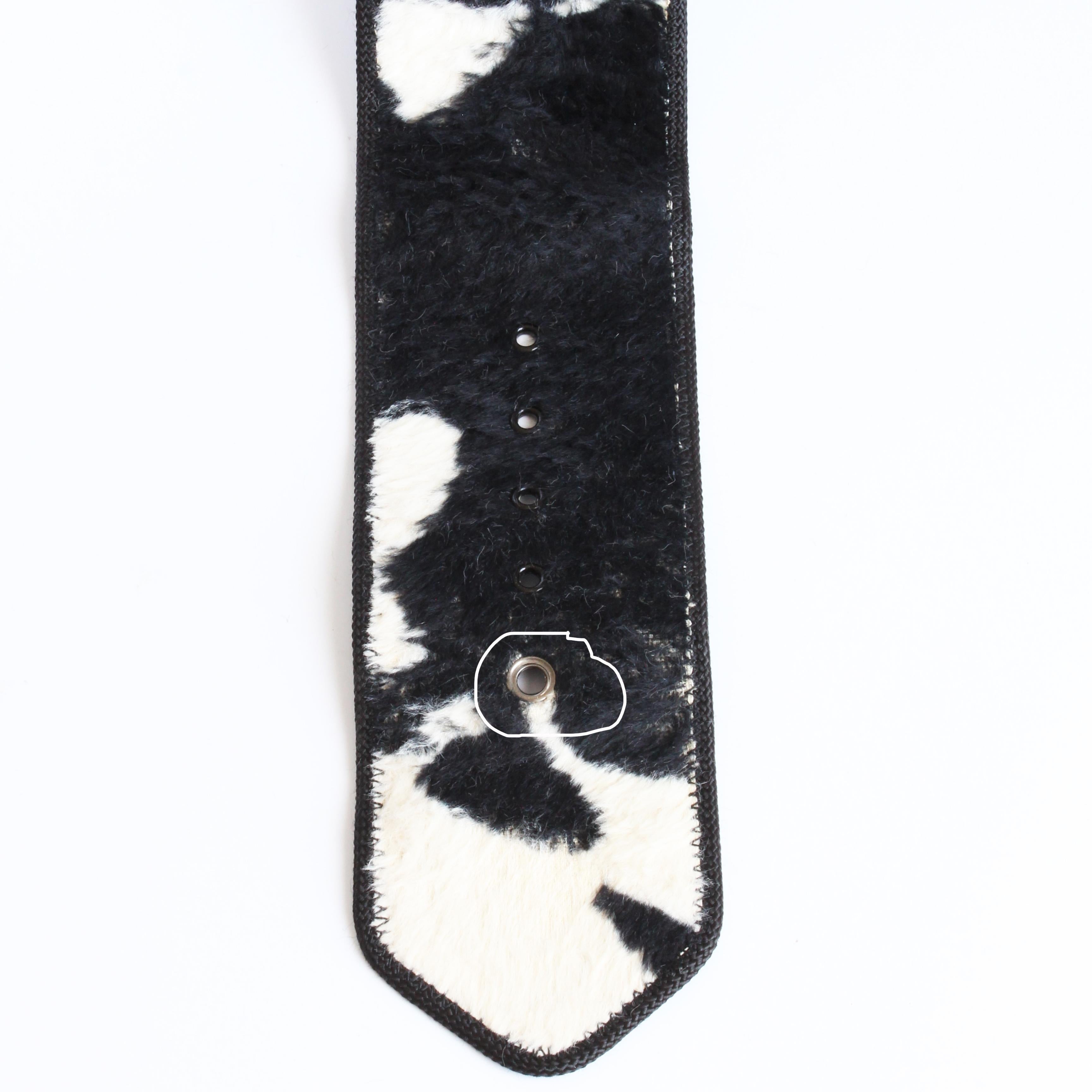 Norma Kamali OMO large ceinture imprimée vache et fausse fourrure vintage rare, taille M, années 90  en vente 7