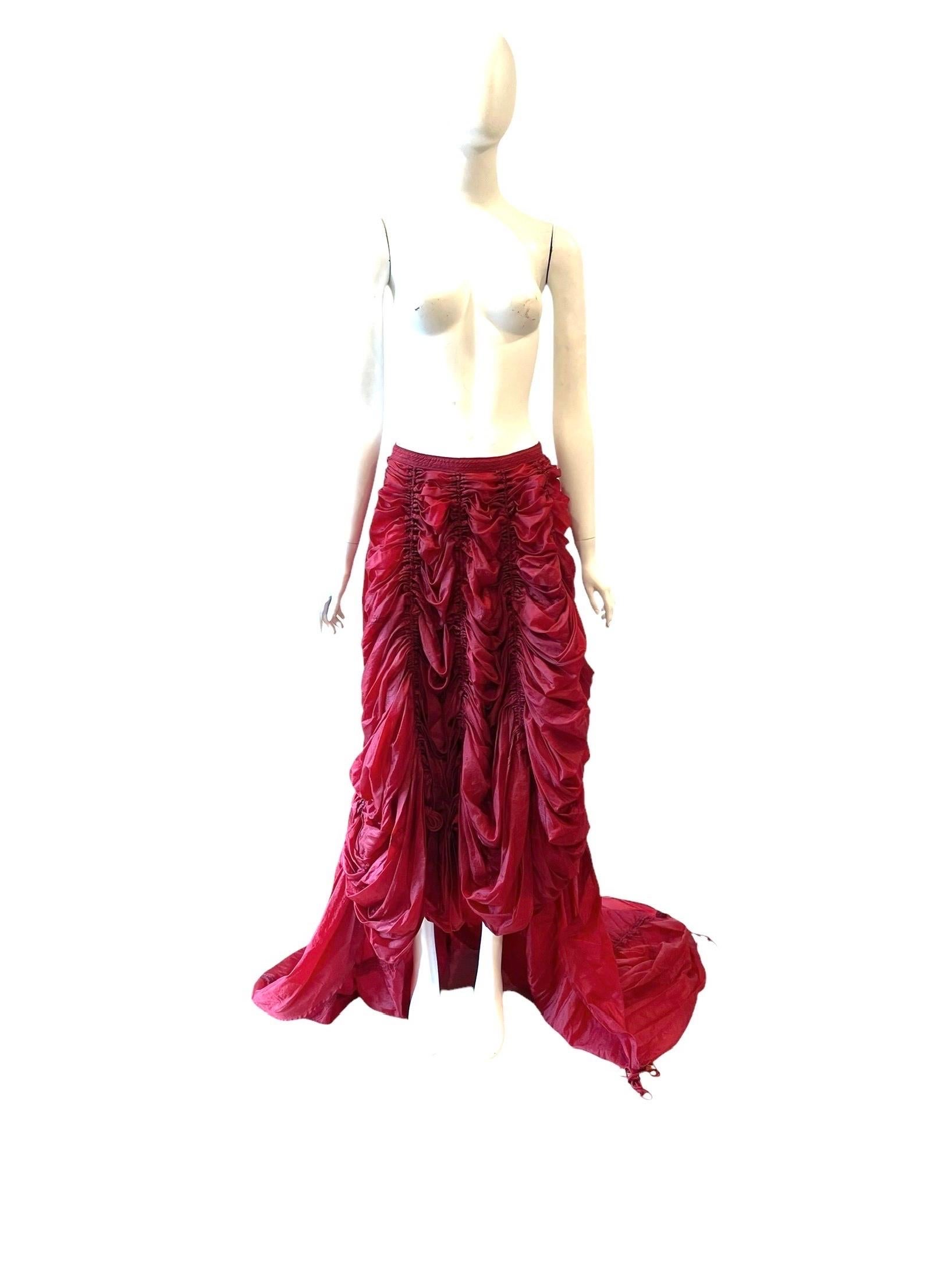 Norma Kamali red parachute evening set In Excellent Condition For Sale In Austin, TX
