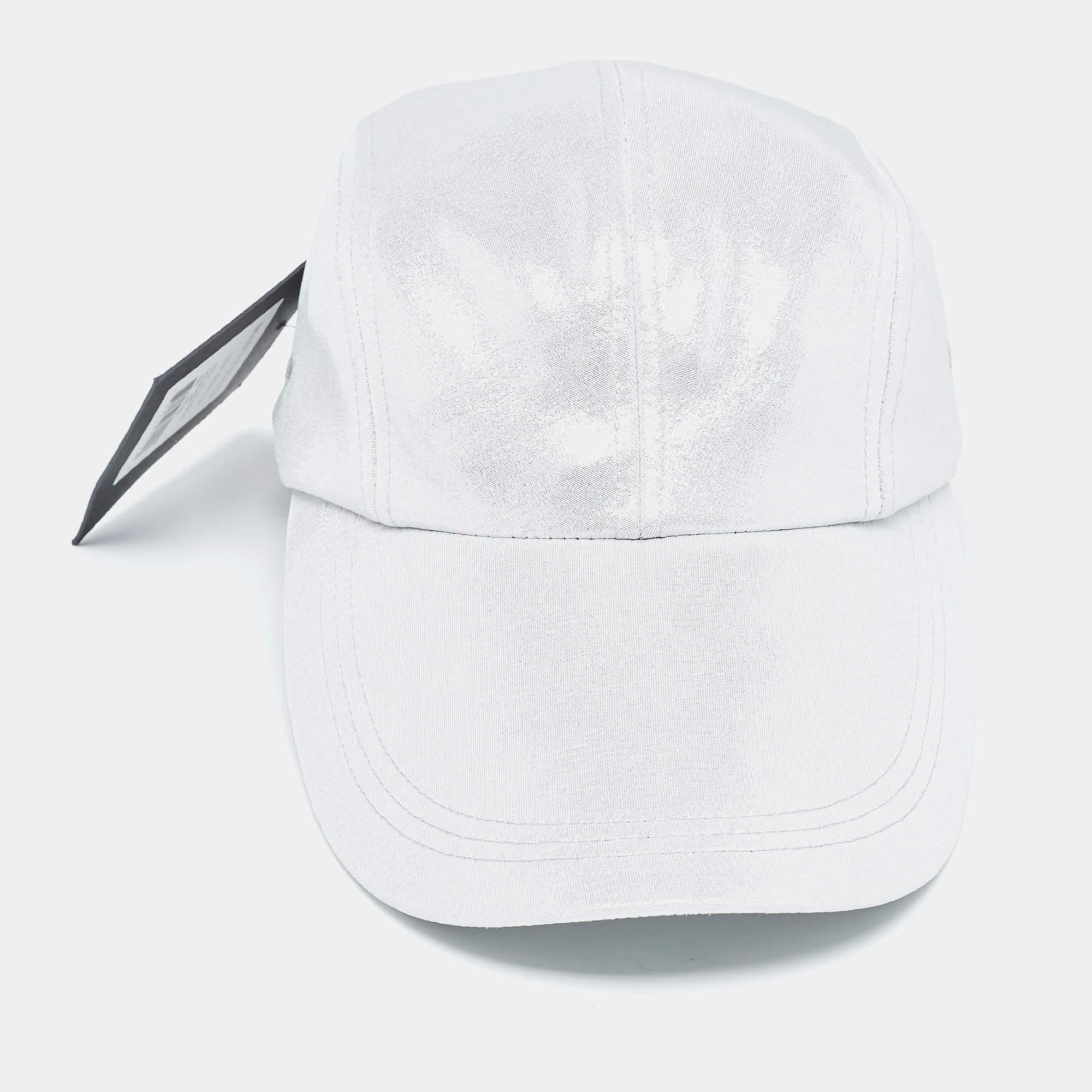 Caps are an ideal style statement with casual outfits. This Norma Kamali piece is made from quality materials and features signature elements. This piece will be a smart addition to your cap collection.

Includes: Brand Tag