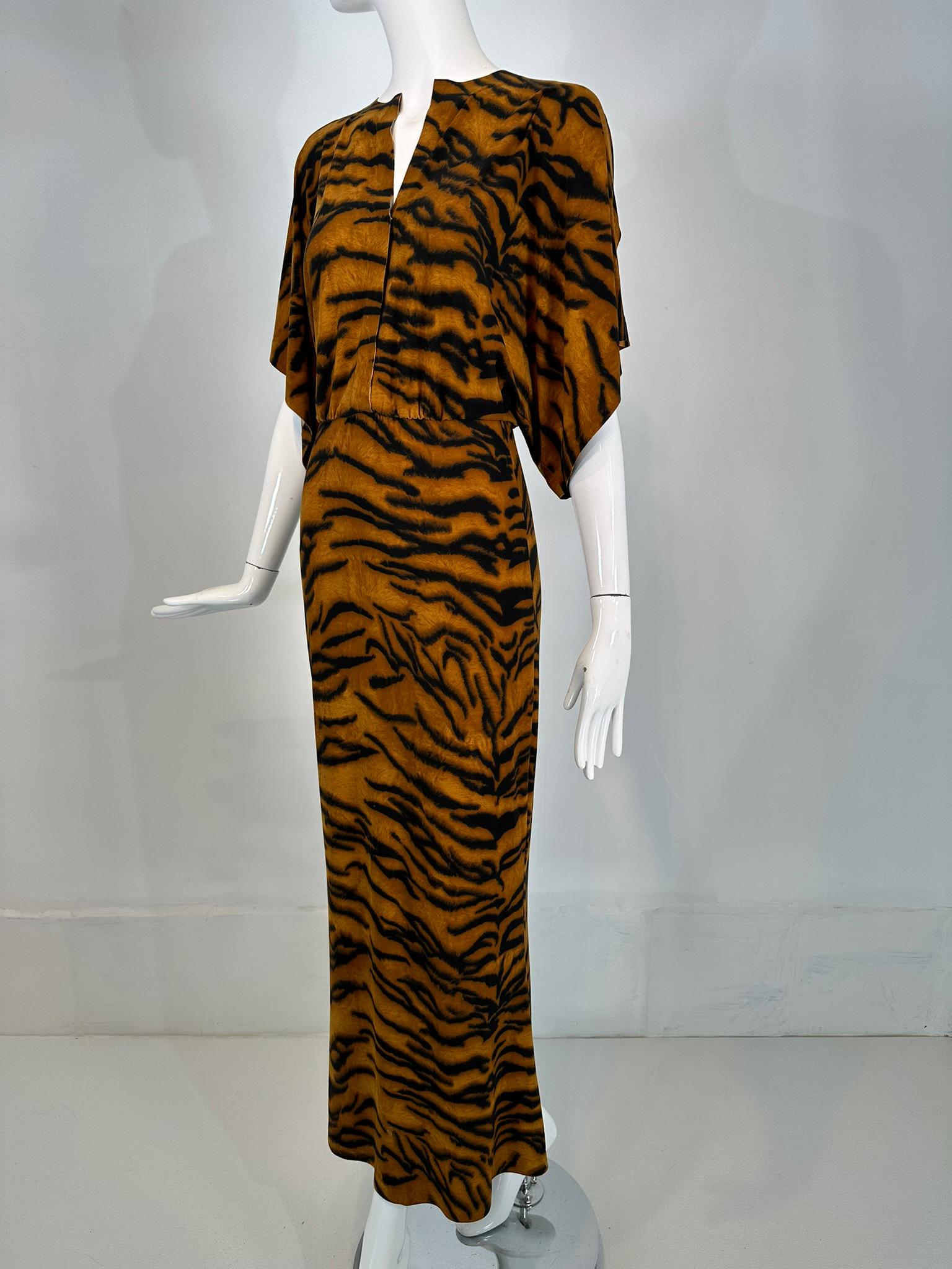 Norma Kamali Tiger Stripe Stretch Jersey Maxi Dress 34 In Good Condition For Sale In West Palm Beach, FL