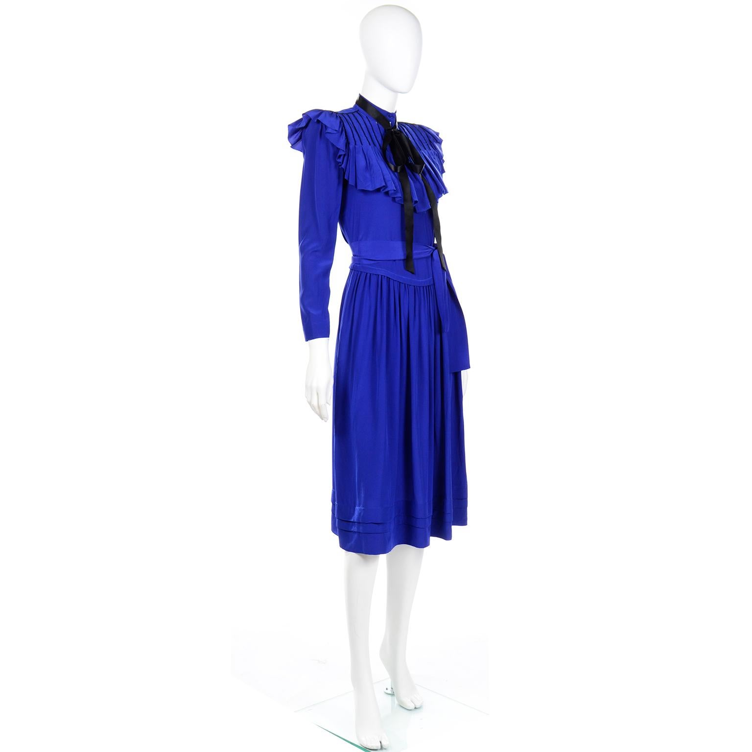 Women's Norma Walters Blue Silk Dress With Detachable Collar & Bow