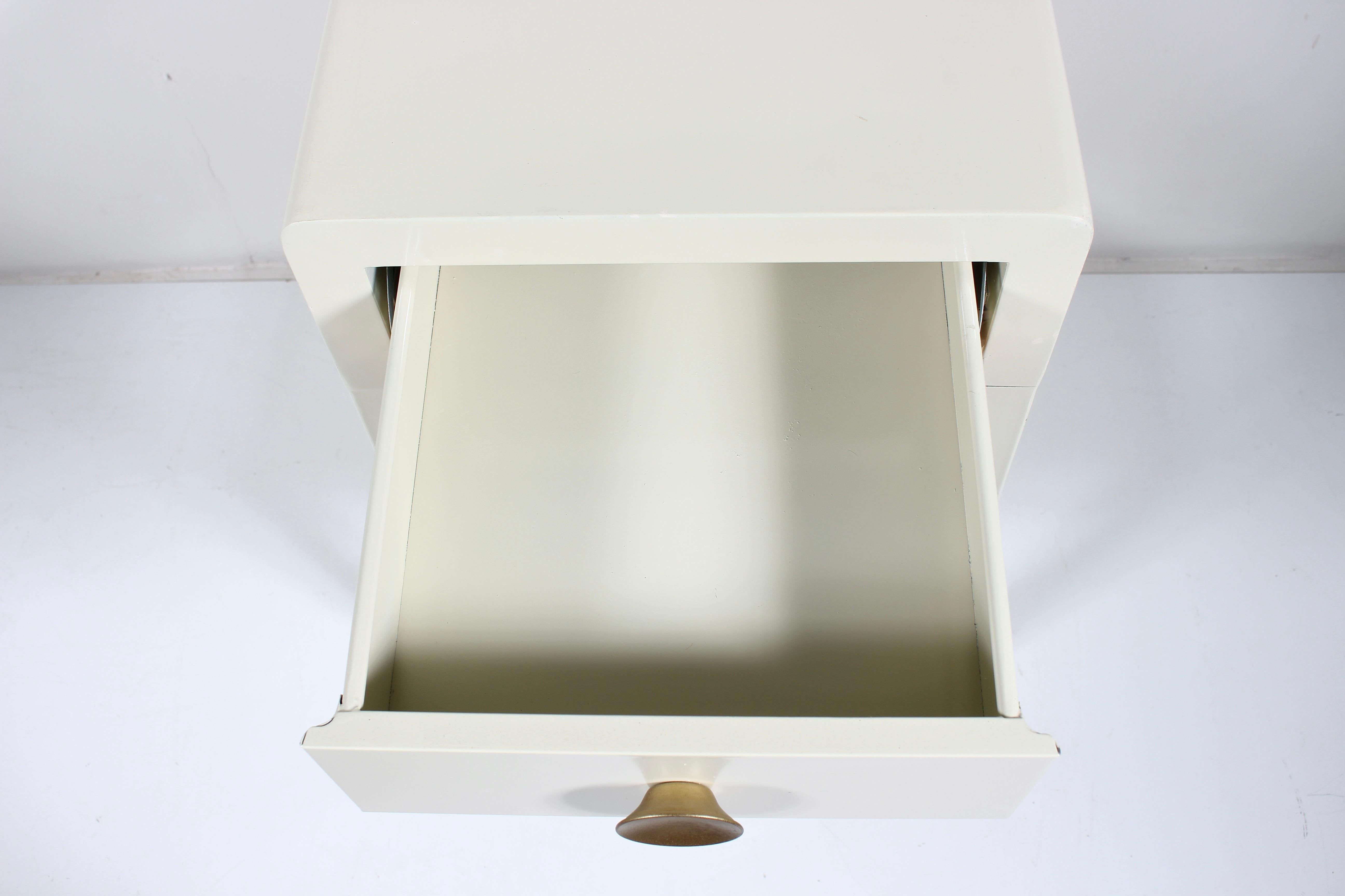 Norman Bel Geddes for Simmons Off White Enameled Steel Night Stand, 1930's For Sale 7