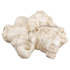 Sculpture en marbre « Grotesque Faces » de Norman Carton