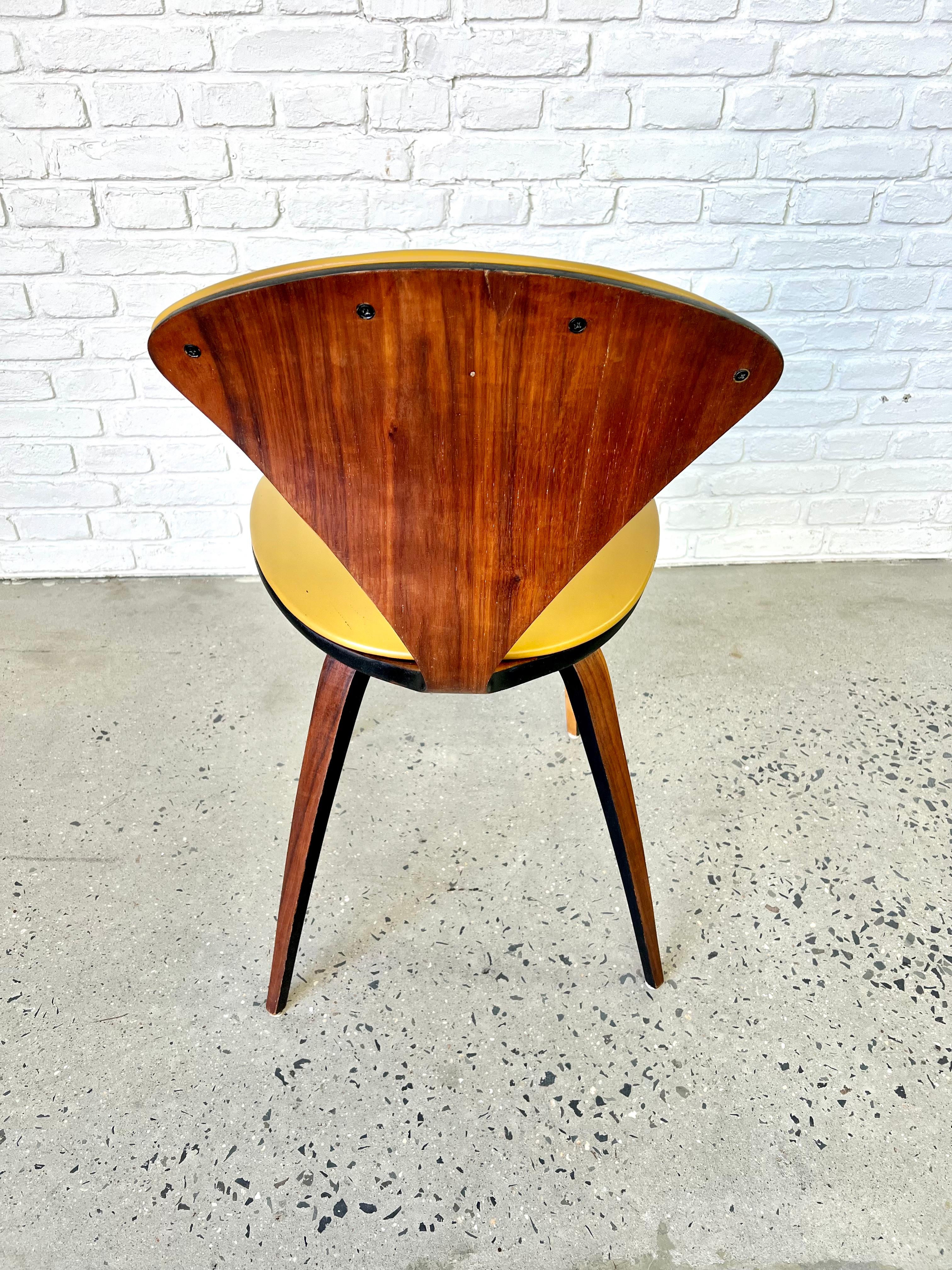 Naugahyde Norman Cherner for Plycraft Bentwood chair with Yellow Vinyl cushion 1960s For Sale