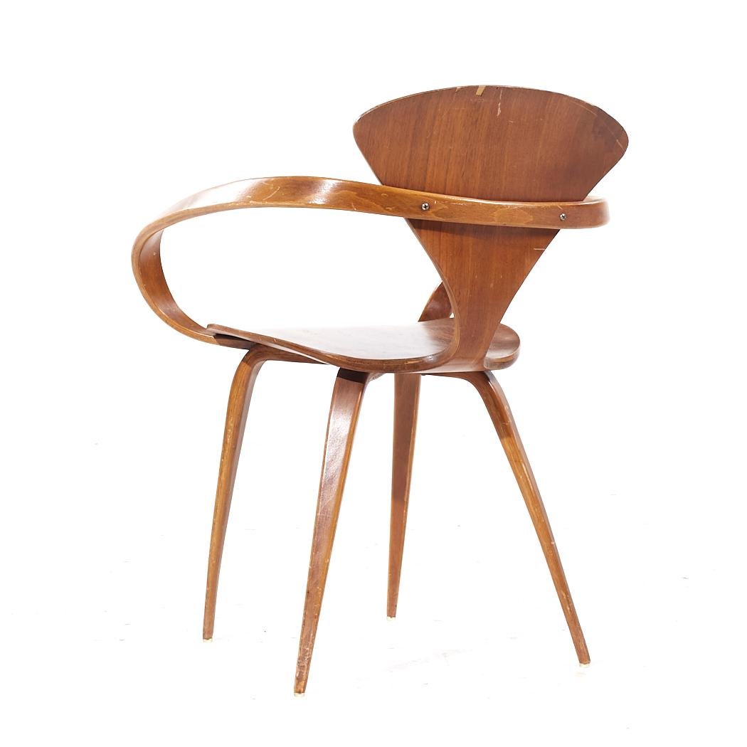 Norman Cherner for Plycraft Mid Century Arm Chairs - Pair For Sale 2