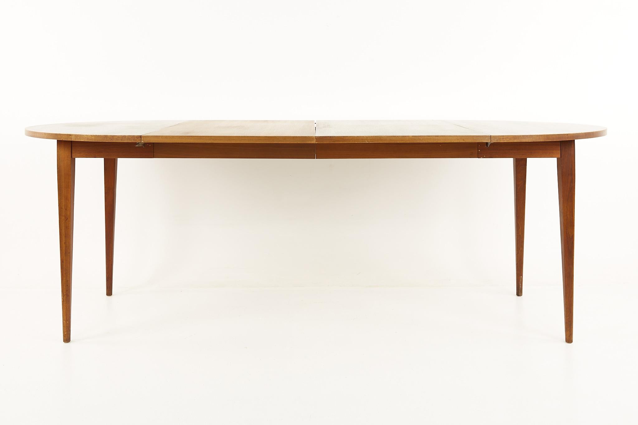Norman Cherner for Plycraft Mid Century Walnut Round Expanding Dining Table For Sale 6
