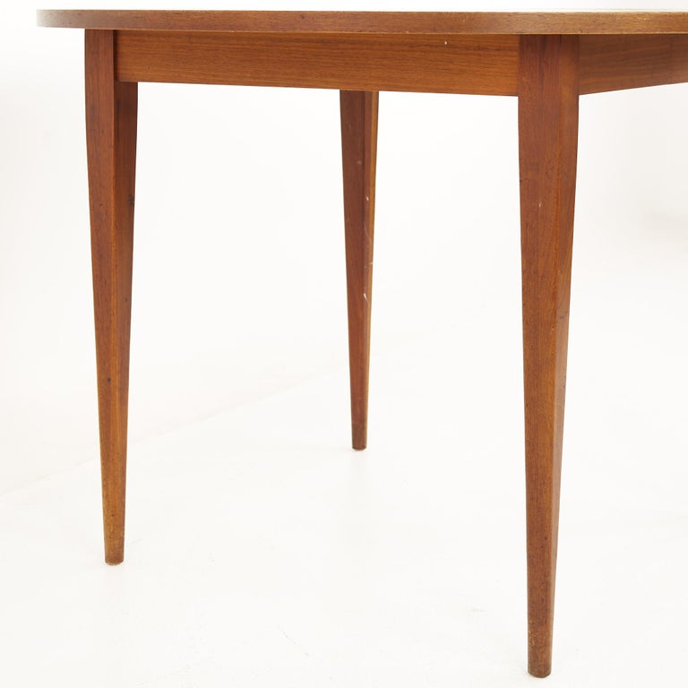 Norman Cherner for Plycraft Mid Century Walnut Round Expanding Dining Table For Sale 11