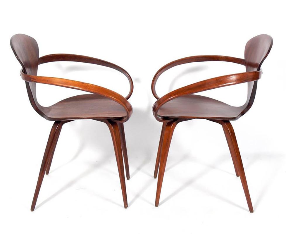 Mid-Century Modern Paire de fauteuils sculpturaux Norman Cherner pour Plycraft Modernité du milieu du siècle dernier en vente