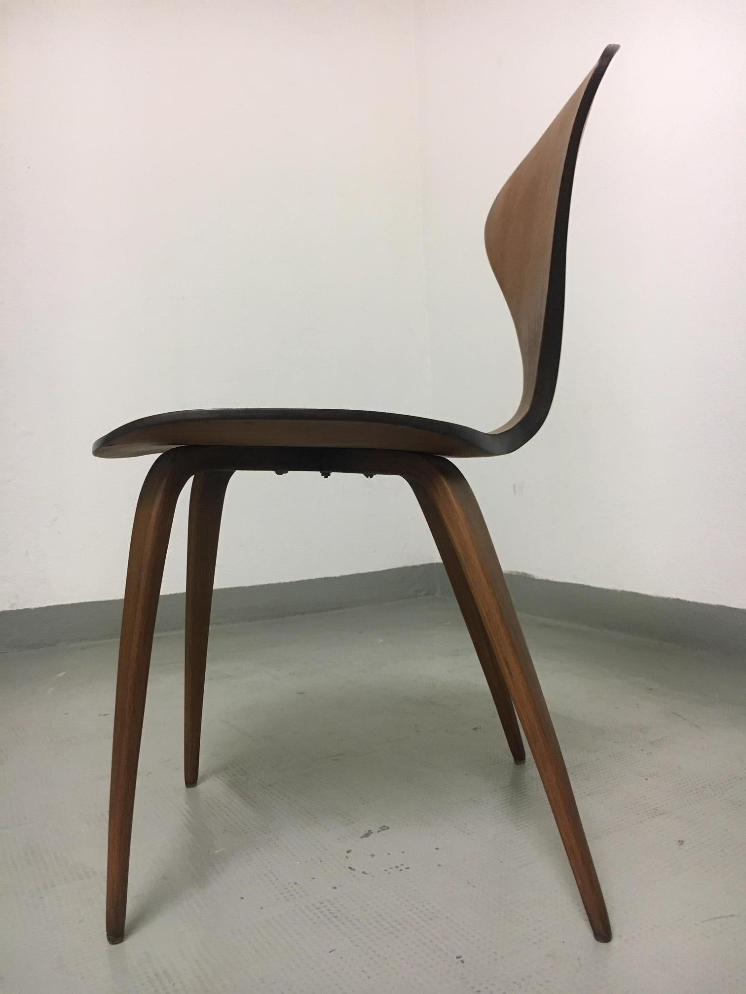 Mid-20th Century Norman Cherner moulded plywood Playcraft Bentwood Chair. US ca. 1950's