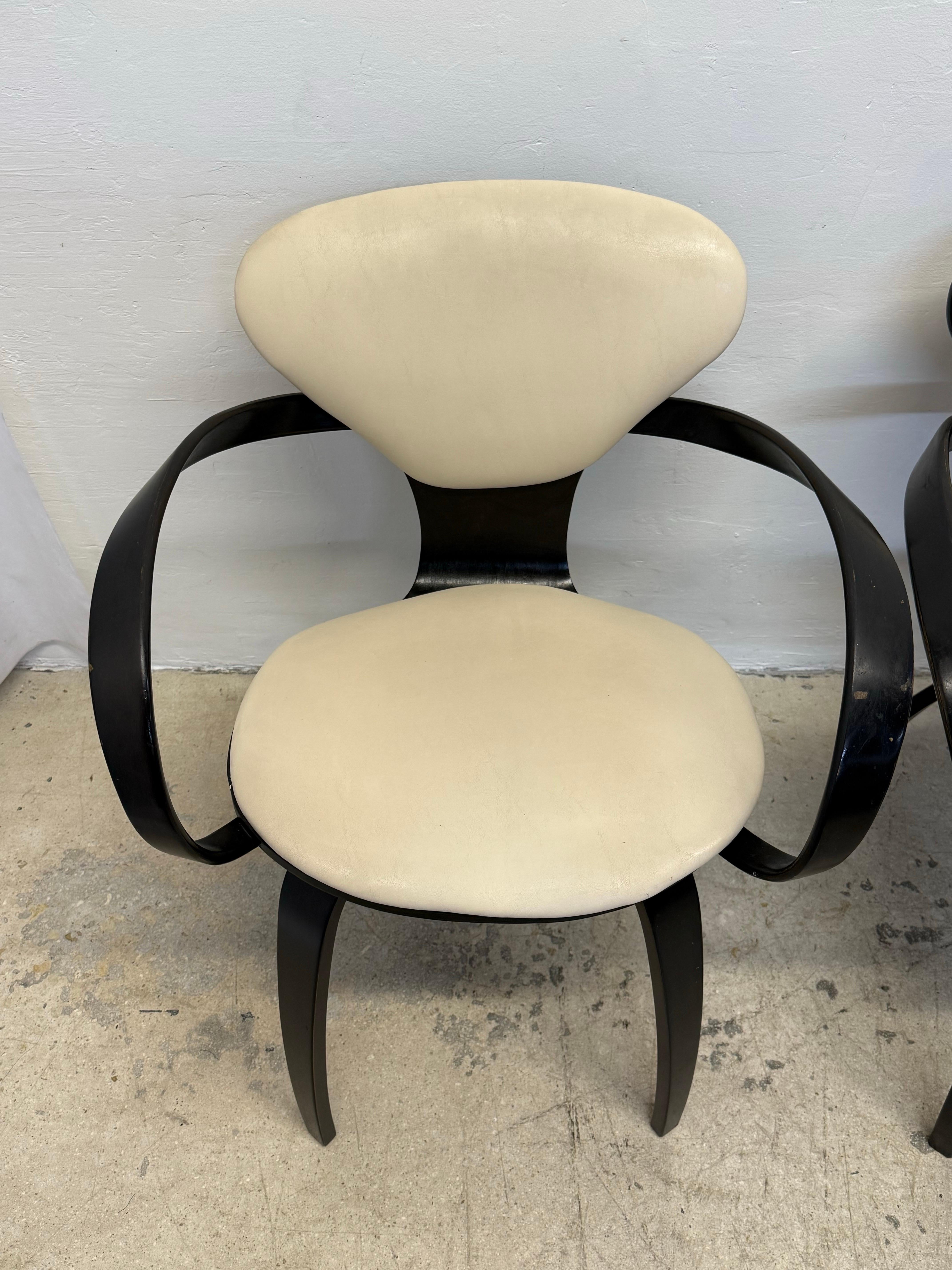 Norman Cherner Pretzel Chairs for Plycraft - Set of Four For Sale 3