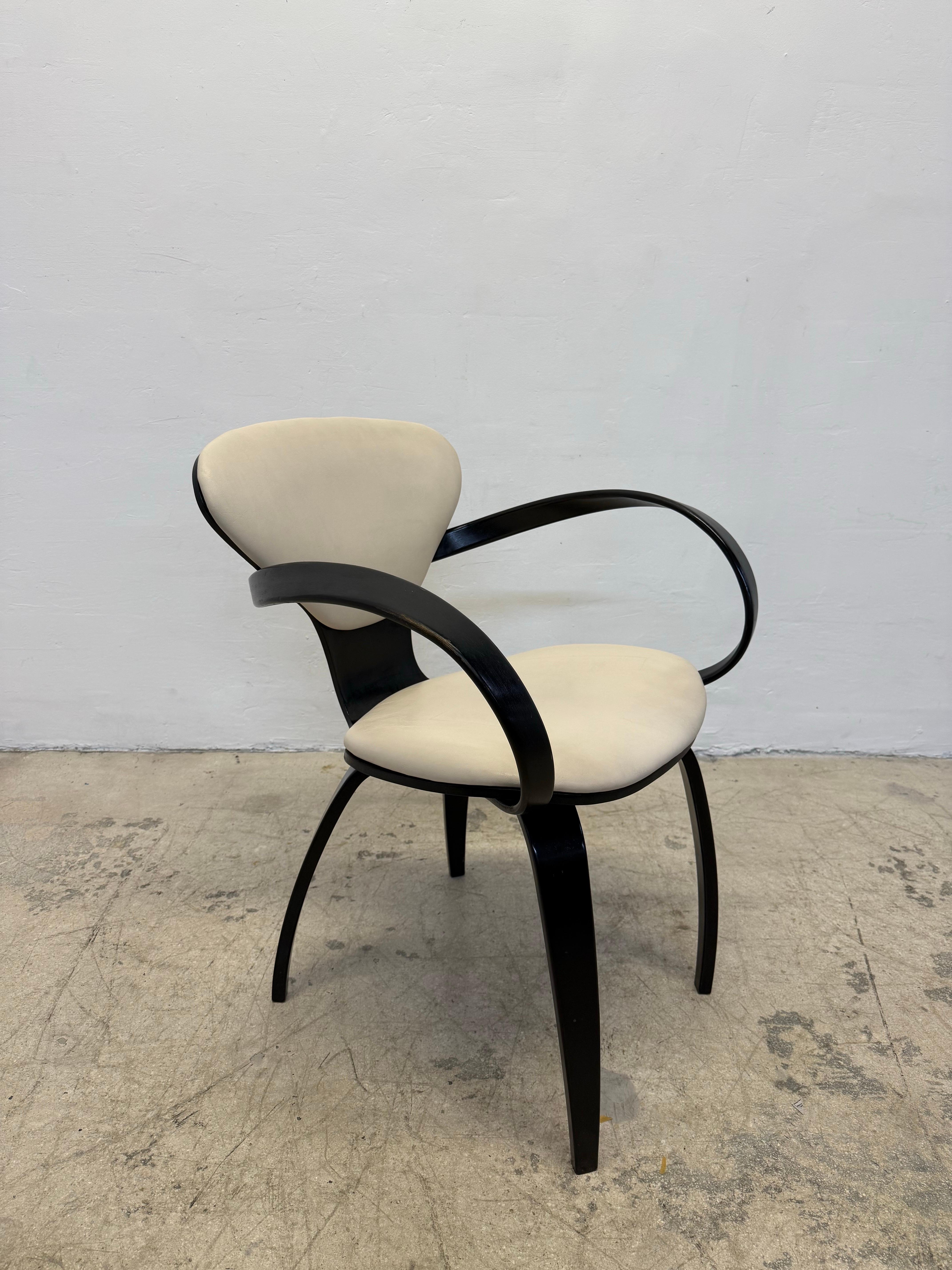 Norman Cherner Pretzel Chairs for Plycraft - Set of Four For Sale 1