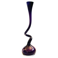 Norman Copenhagen vase pivotant en verre violet