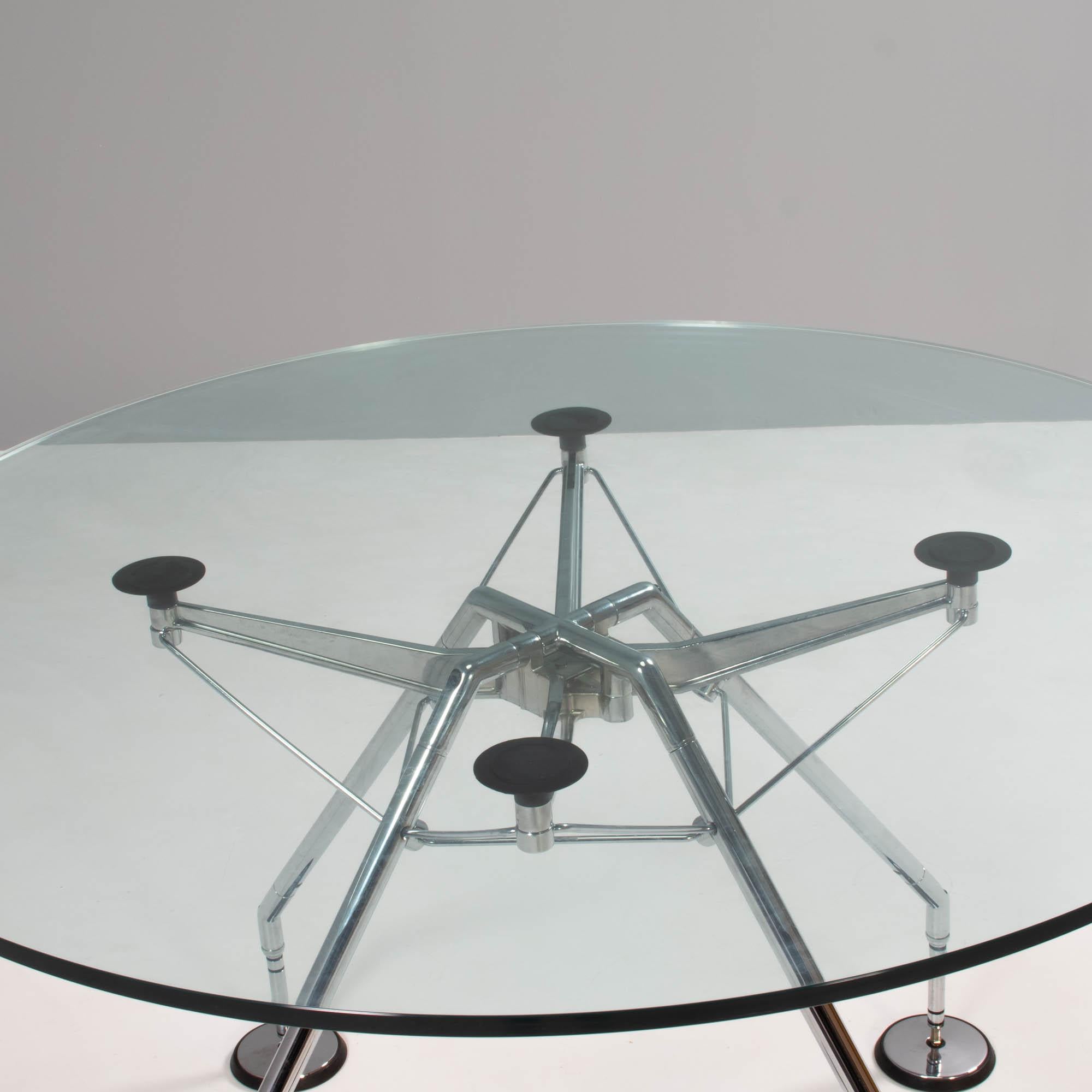 Norman Foster for Tecno Nomos Circular Glass Table, 1980s In Good Condition In Basildon, London