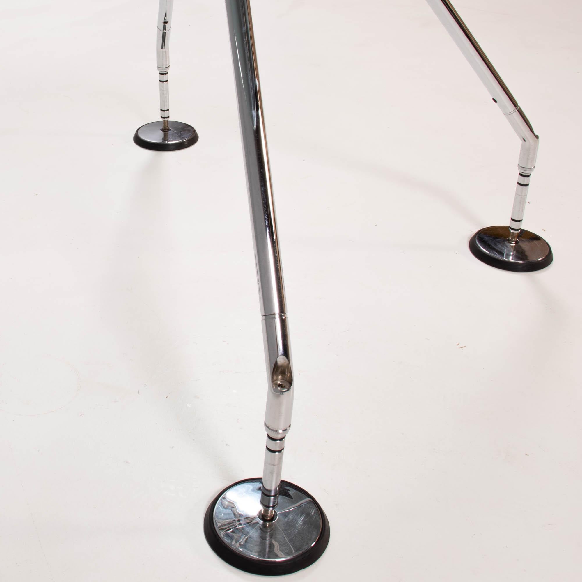 Norman Foster for Tecno Nomos Circular Glass Table, 1980s 2