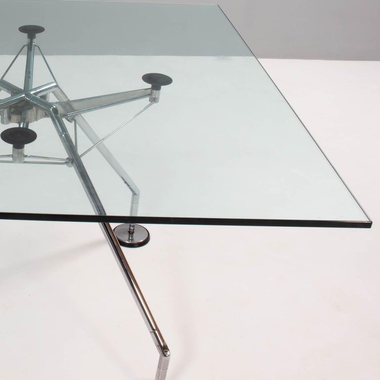 Norman Foster for Tecno Nomos Square Glass Table, 1980s In Good Condition For Sale In London, GB
