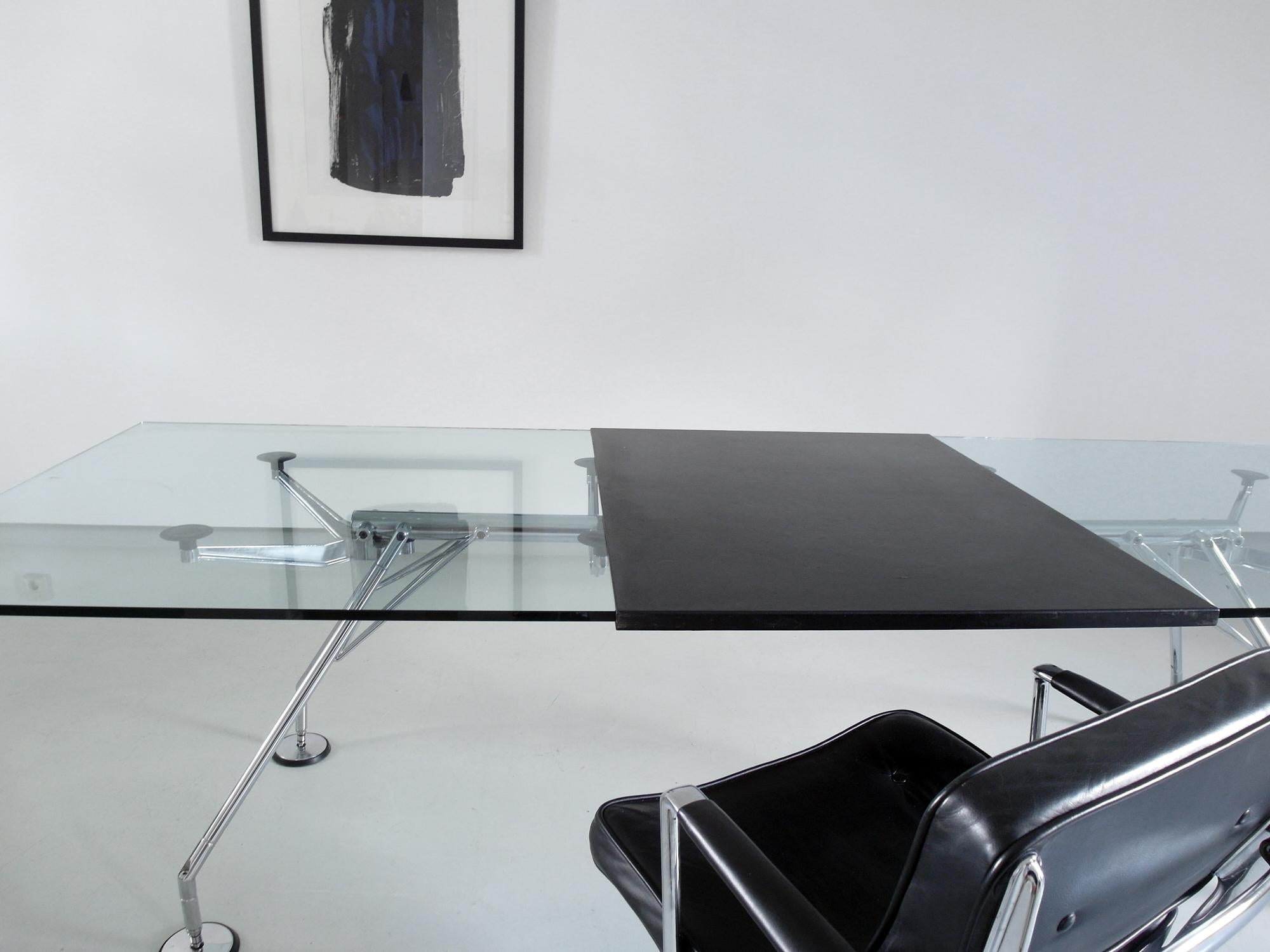Norman Foster Large Nomos Table, Italy, 1986 5