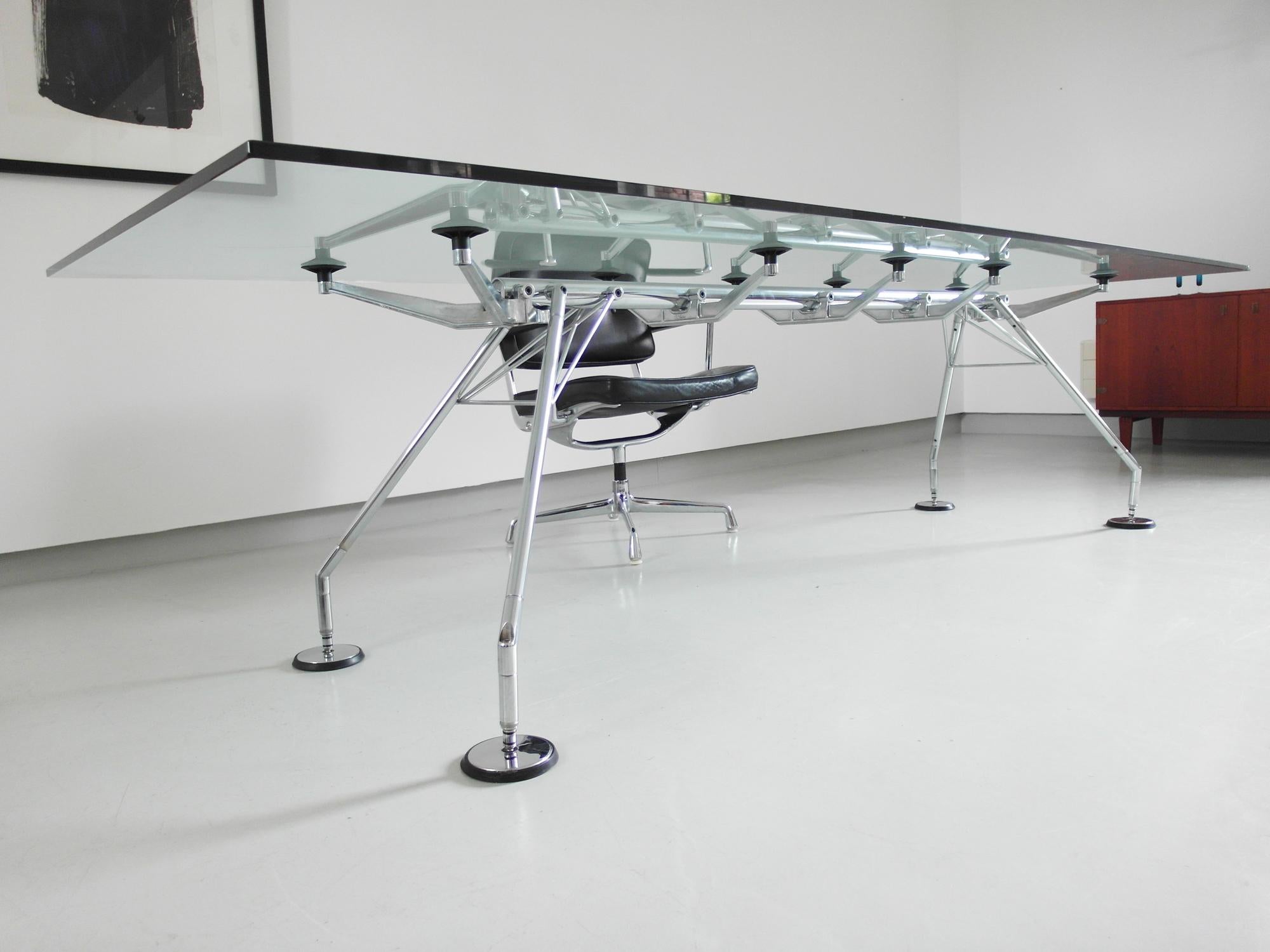 Norman Foster Large Nomos Table, Italy, 1986 2
